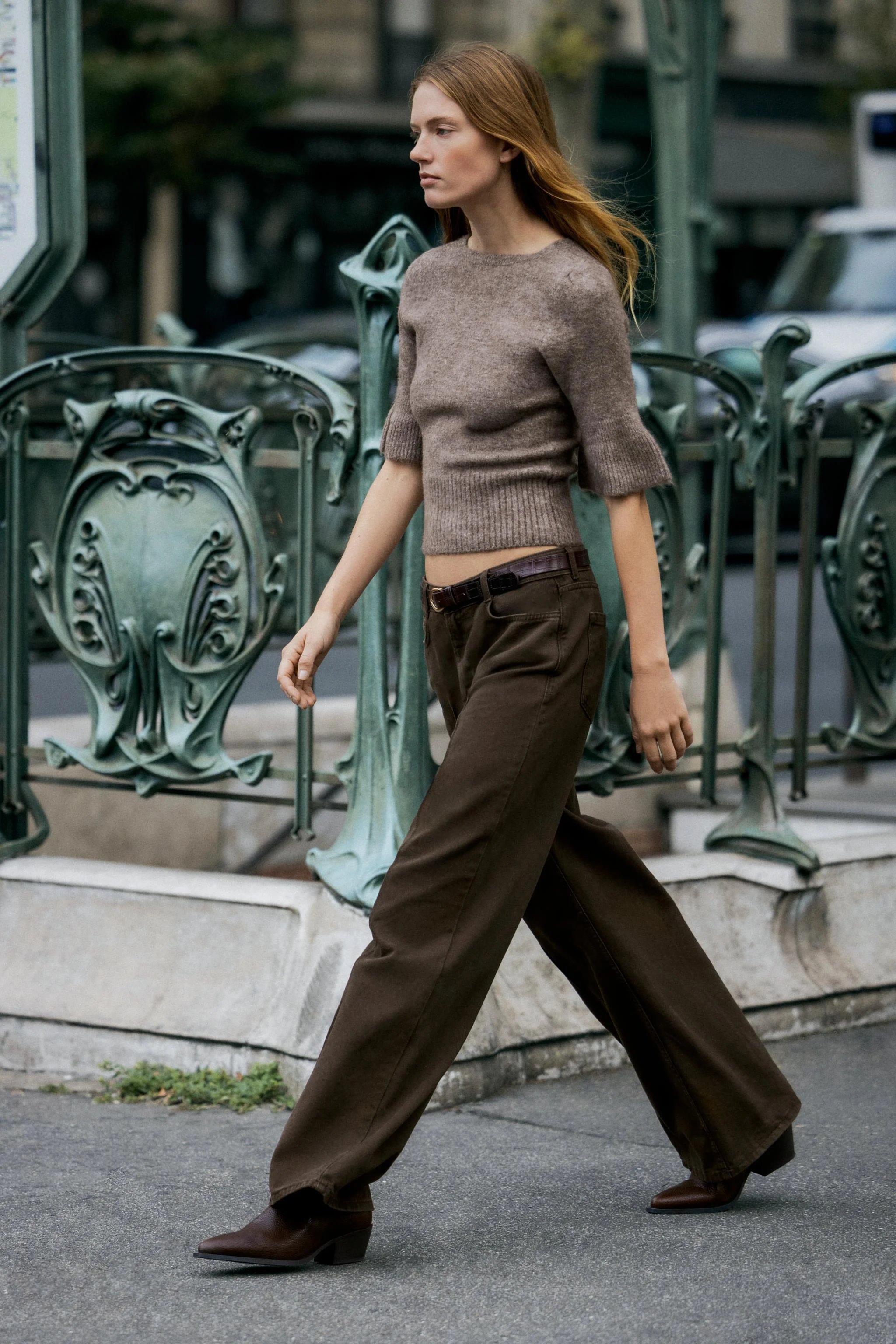 بلوز بافت آستین کوتاه با پشت باز بلوز بافت آستین کوتاه با پشت باز