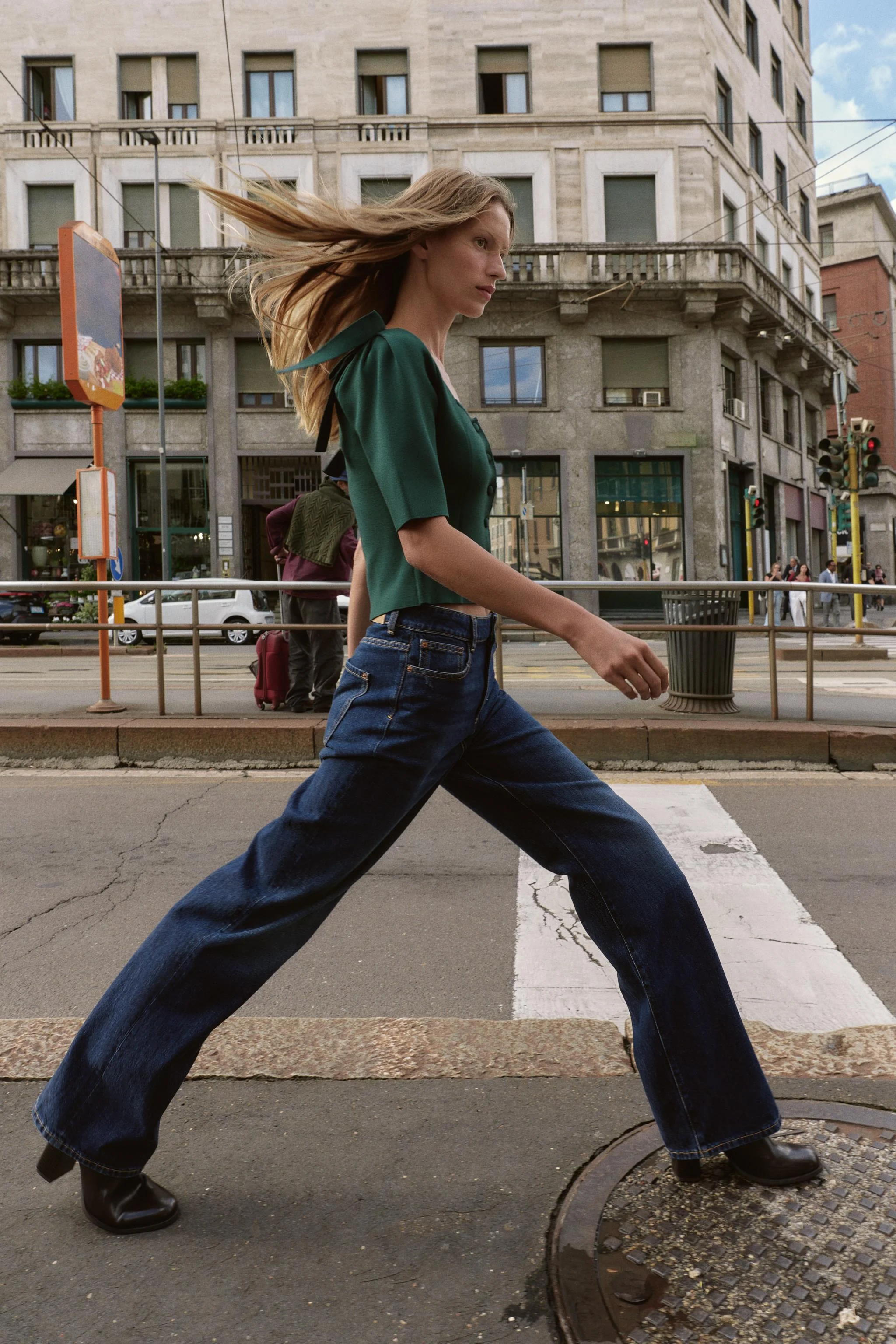 کاردیگان با بندهای سرشانه