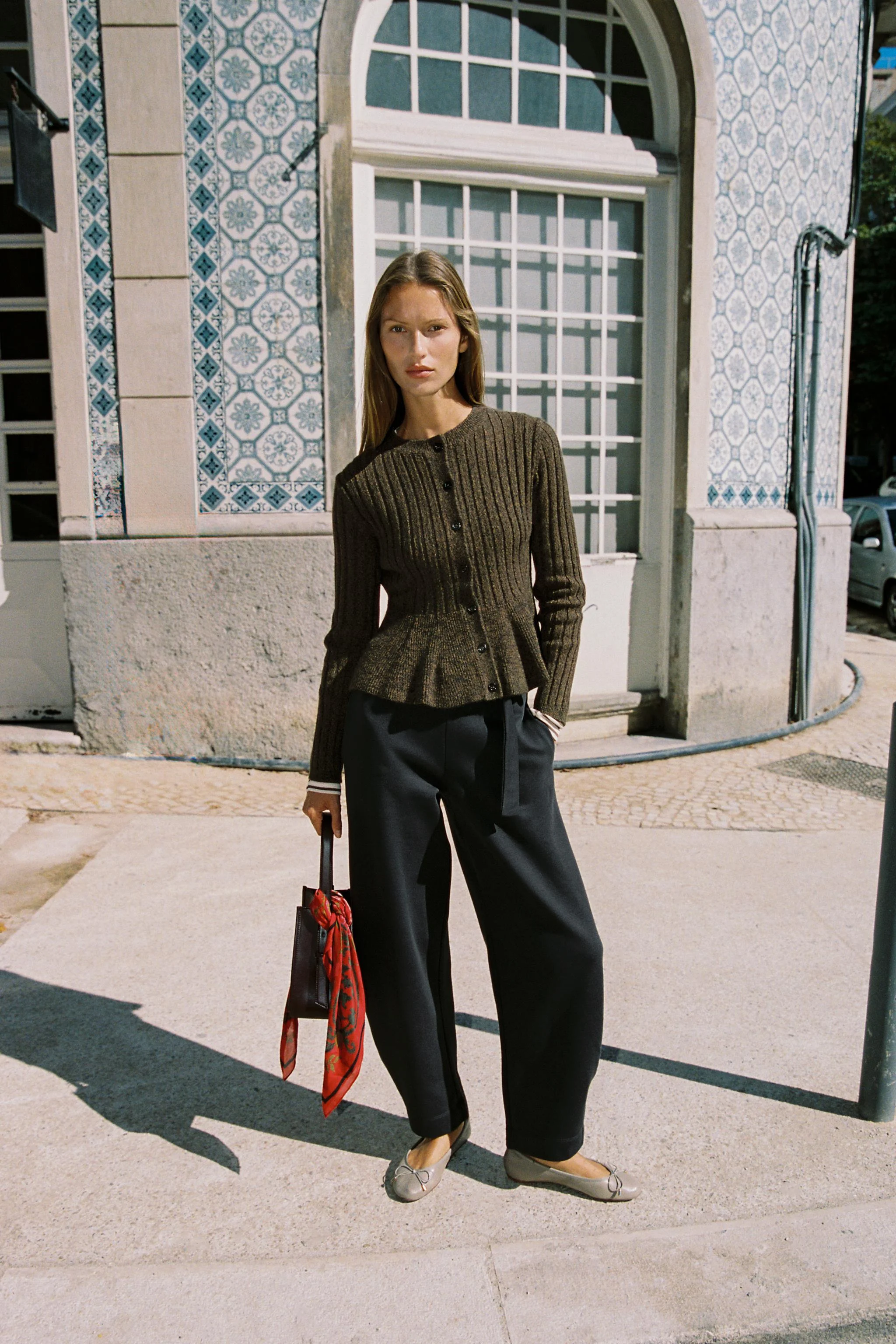 کاردیگان یقه گرد آستین بلند مدل پیلوم راه راه کاردیگان یقه گرد آستین بلند مدل پیلوم راه راه