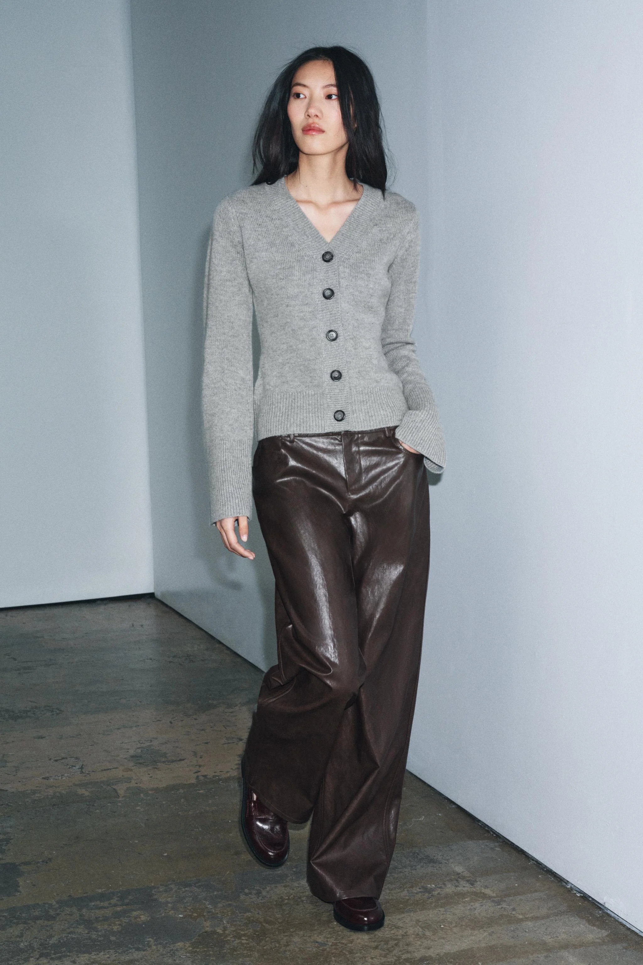 ژاکت پشمی ۱۰۰٪ فیت تن