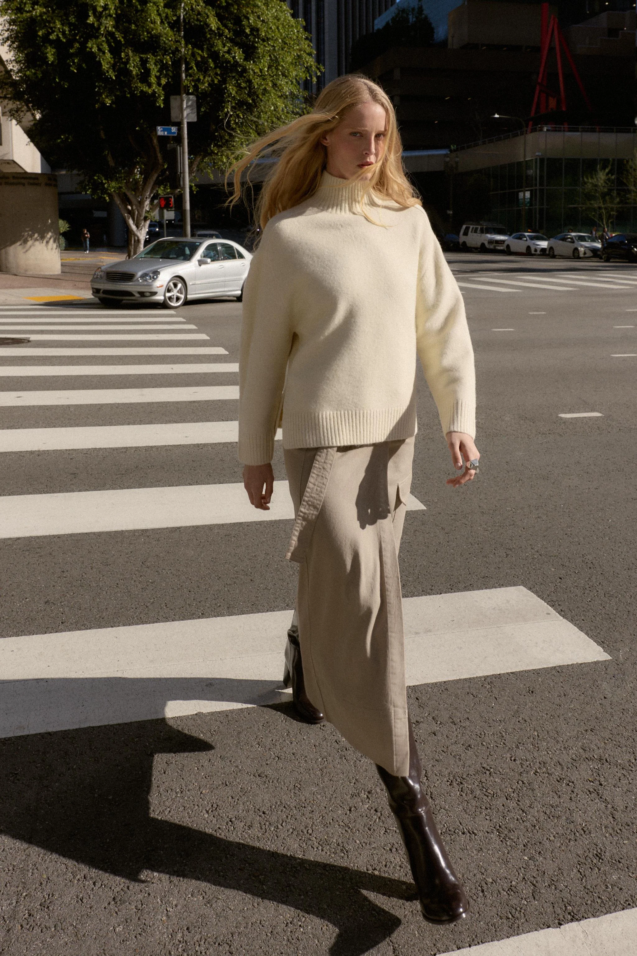 پلیور بافت ساده یقه بلند پلیور بافت ساده یقه بلند