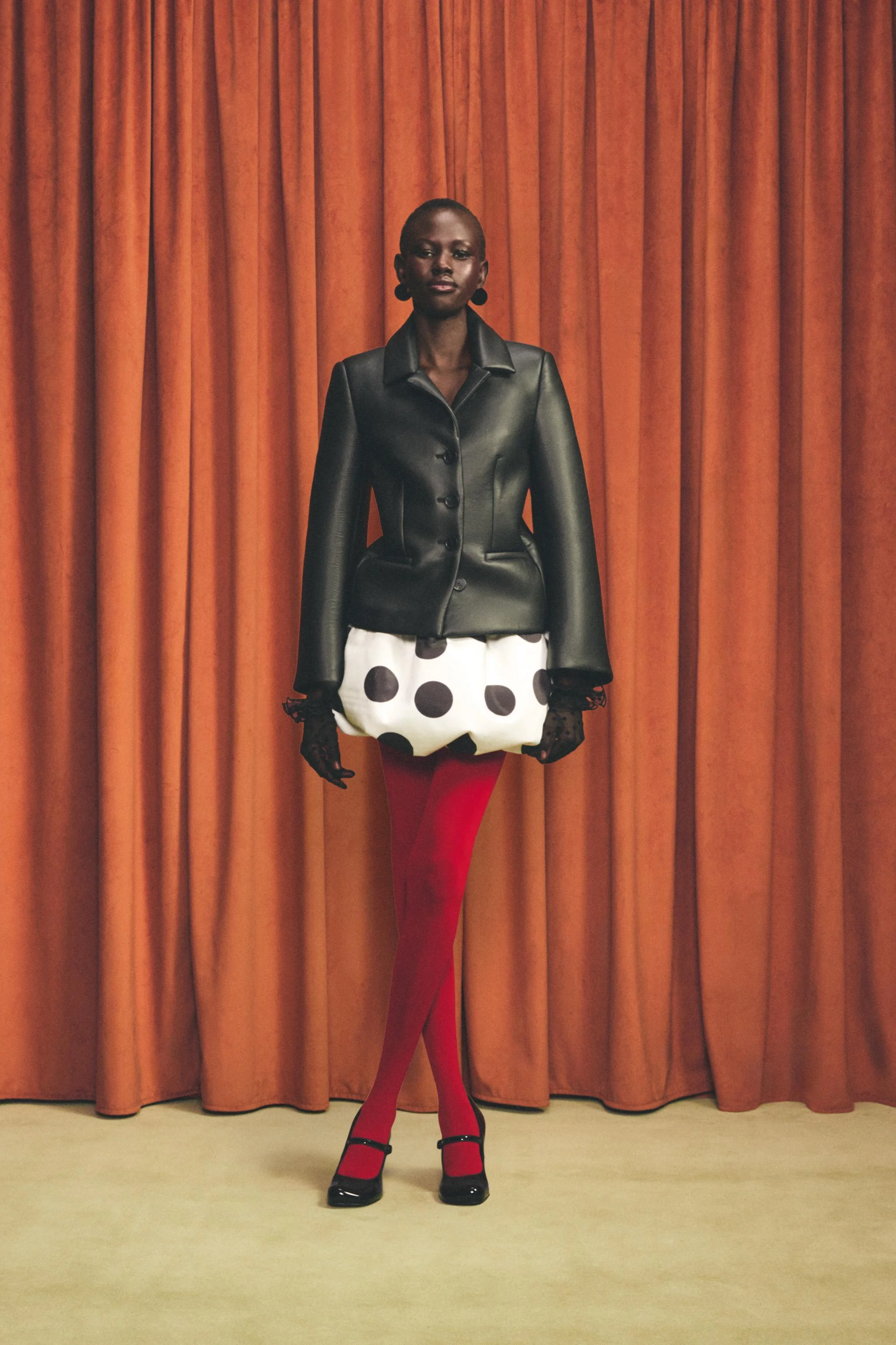 کت بلیزر چرم مصنوعی فیت تن هری لمبرت برای زارا ایکس دیزنی