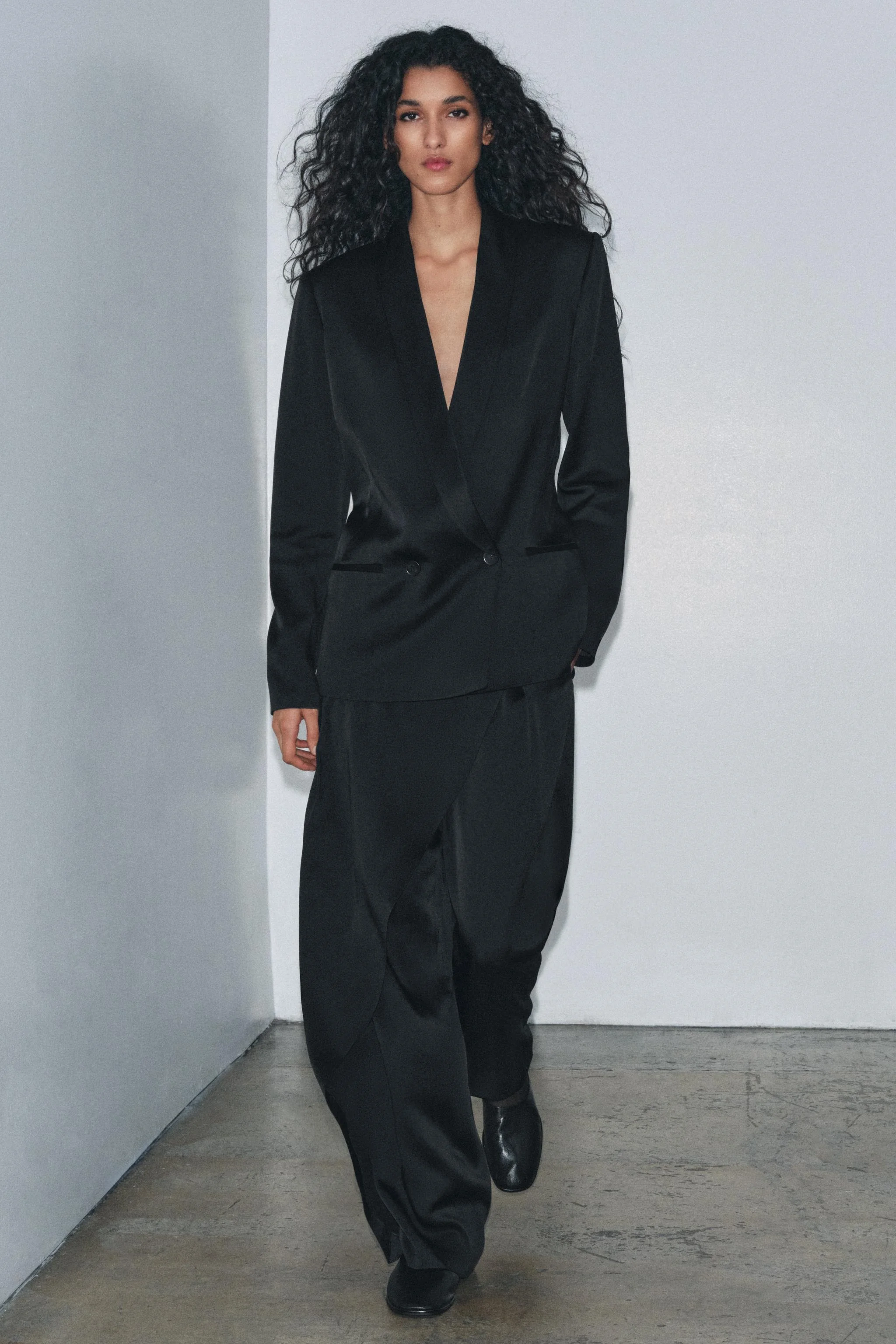 کت تک زنانه ساتن نسخه محدود ZW COLLECTION