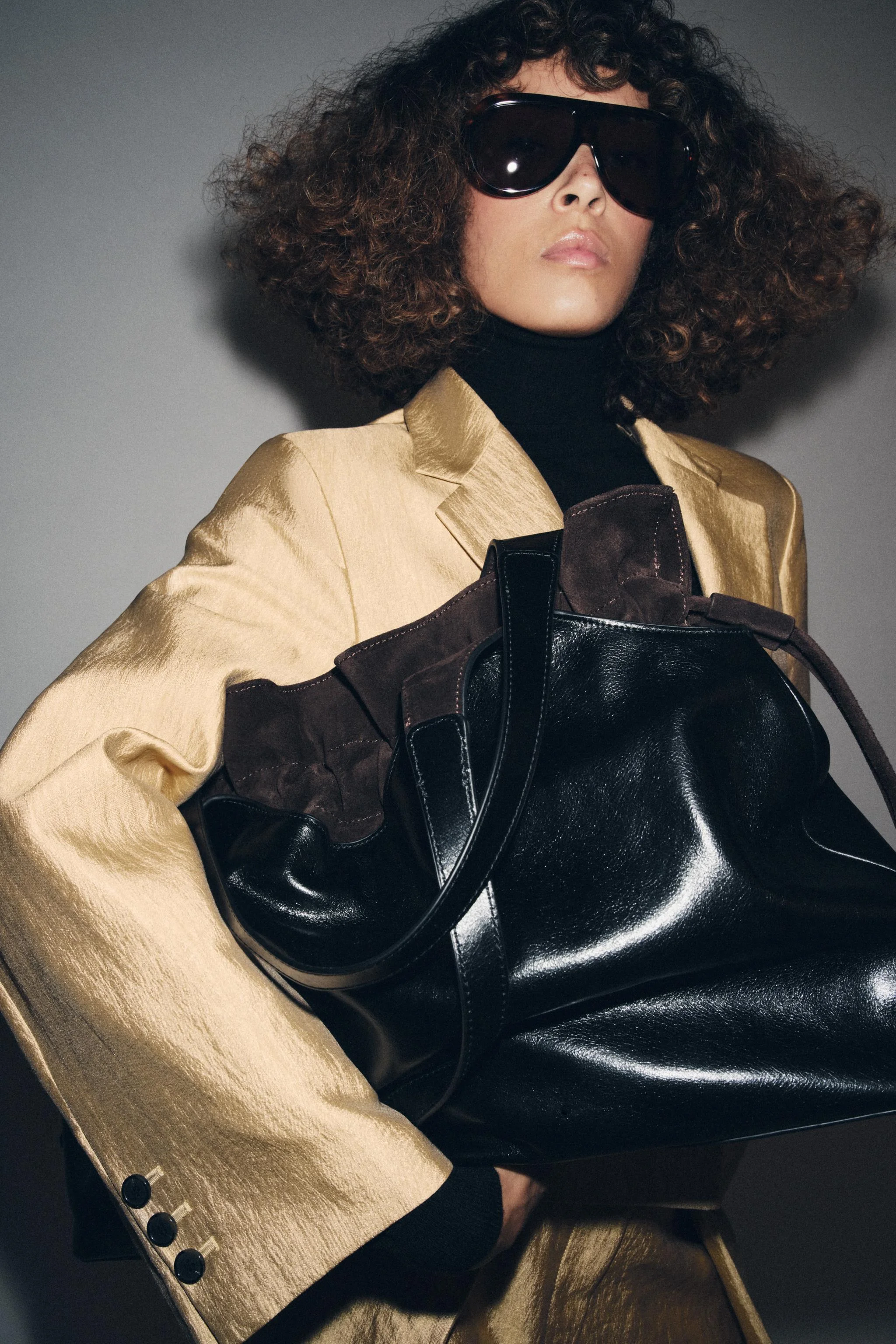 کت بلیزر کوتاه متالیک ZW COLLECTION