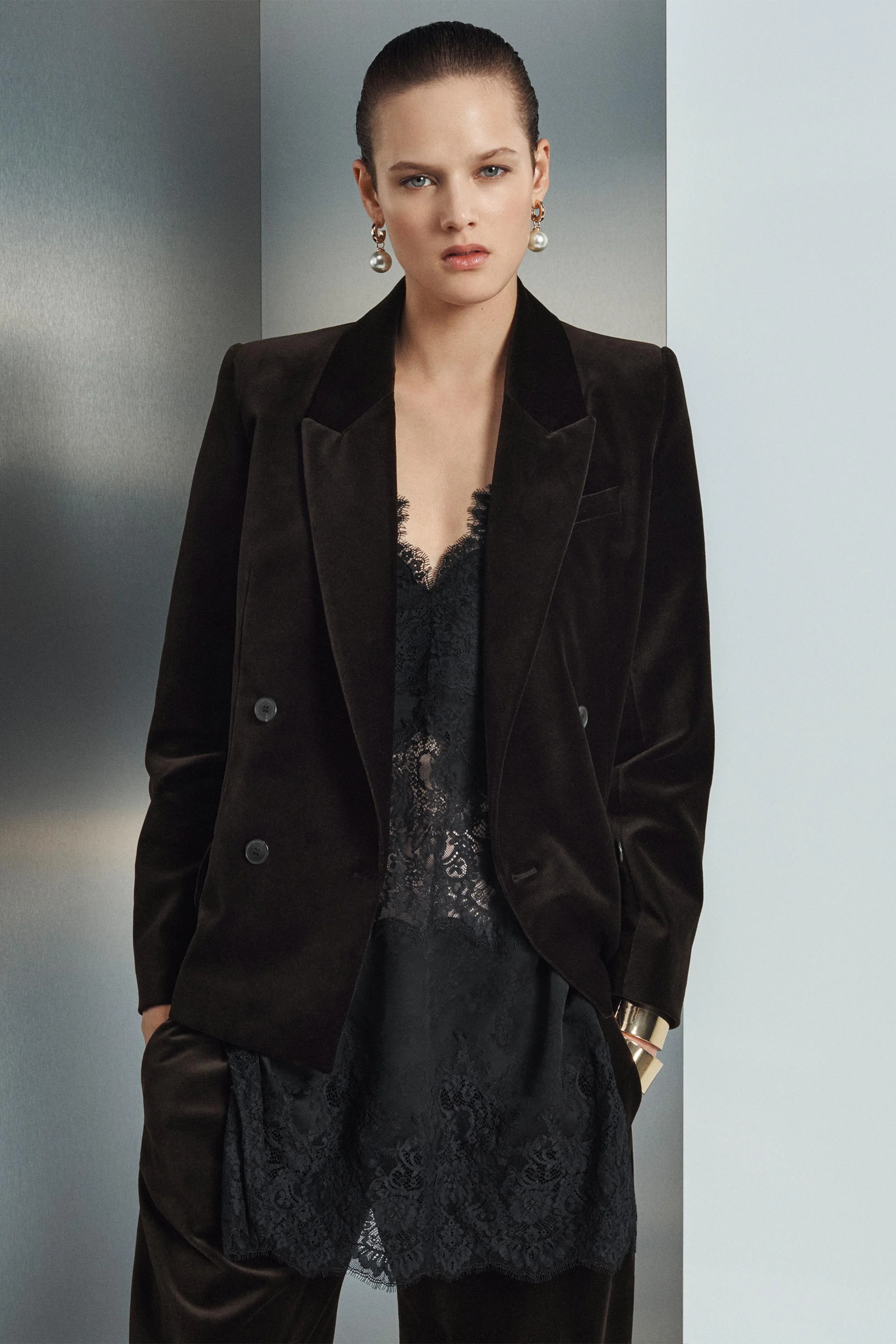 کت مخمل دکمه دوبل ZW COLLECTION