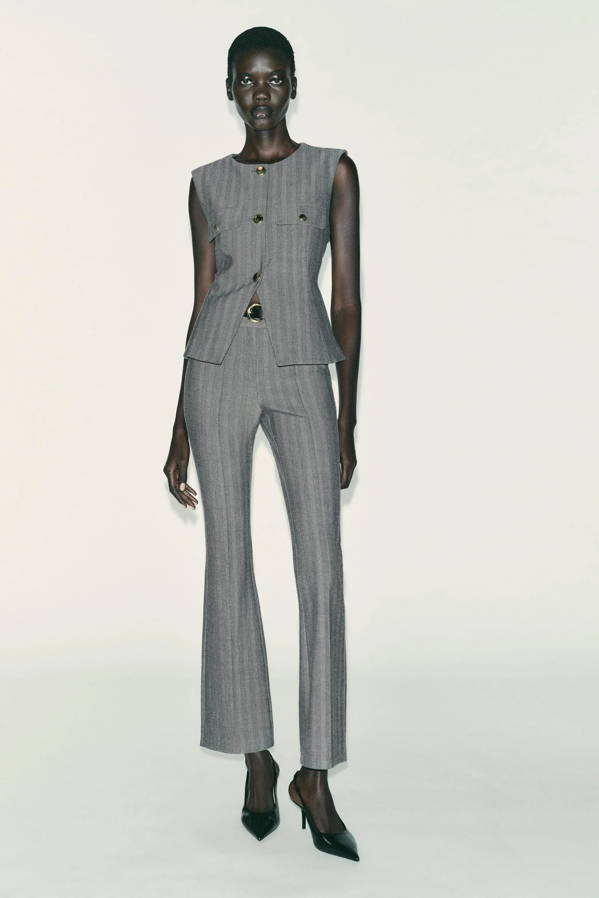 جلیقه یقه گرد طرح جناغی