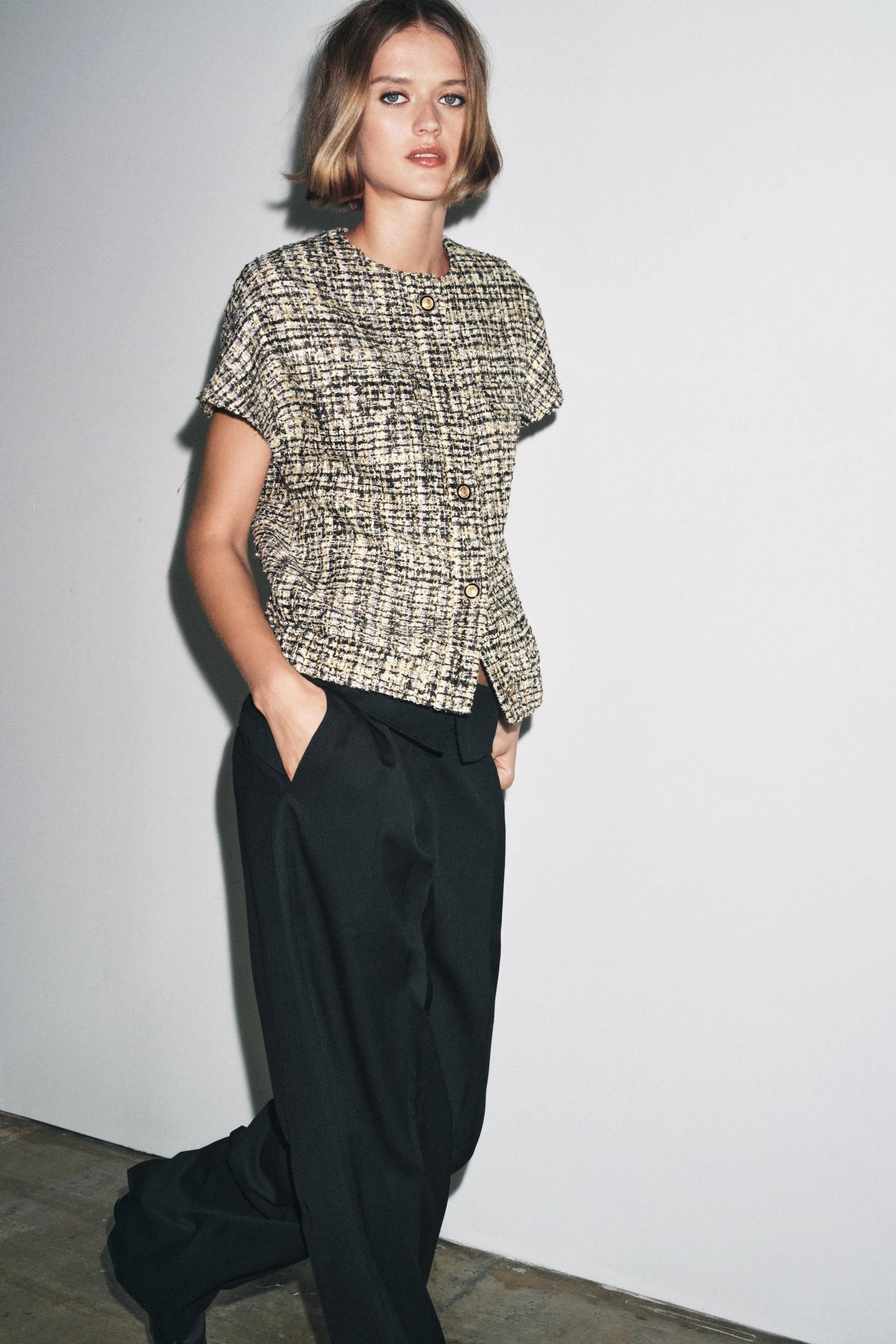 جلیقه بافت دار با دکمه ZW COLLECTION