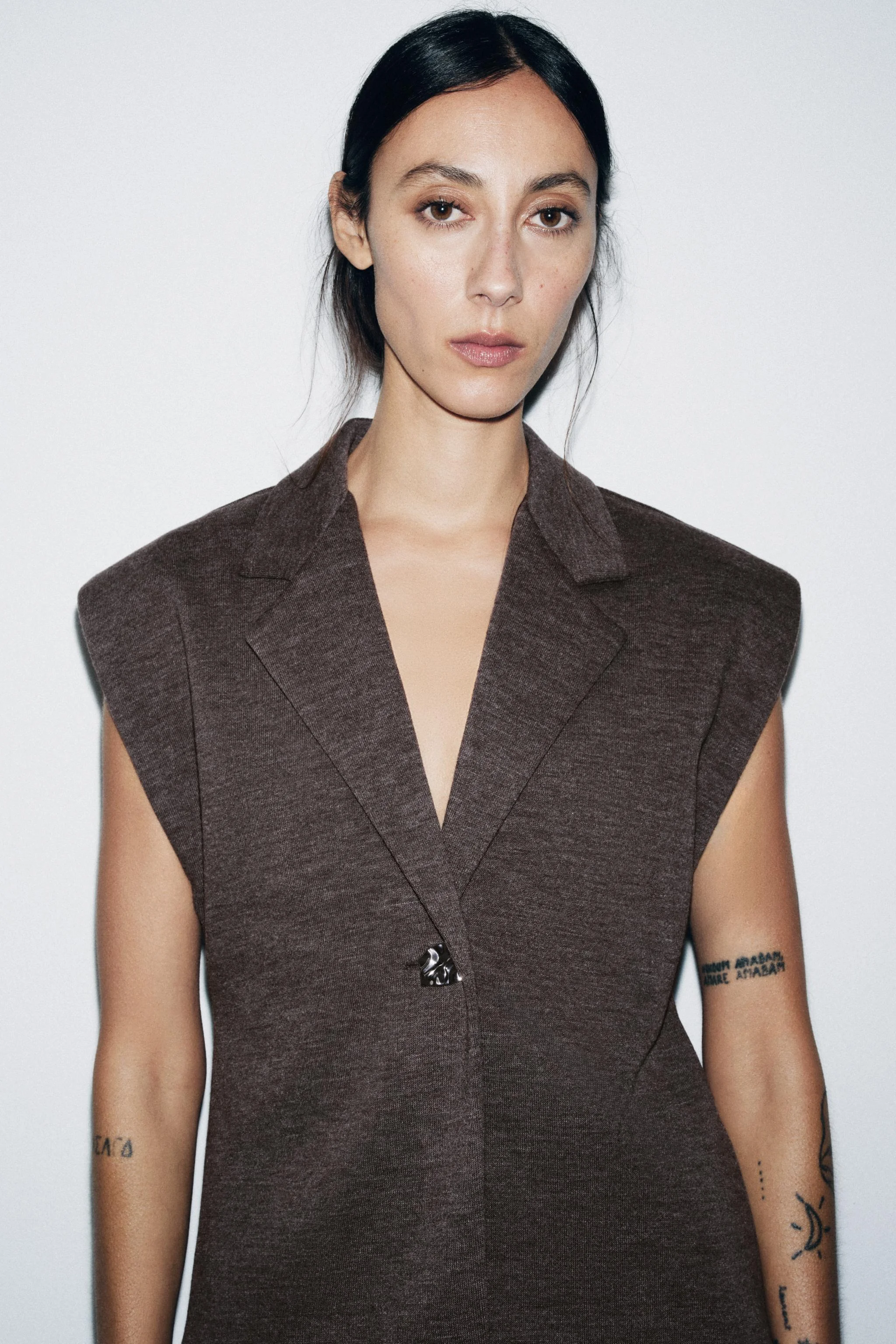 جلیقه دکمه دار