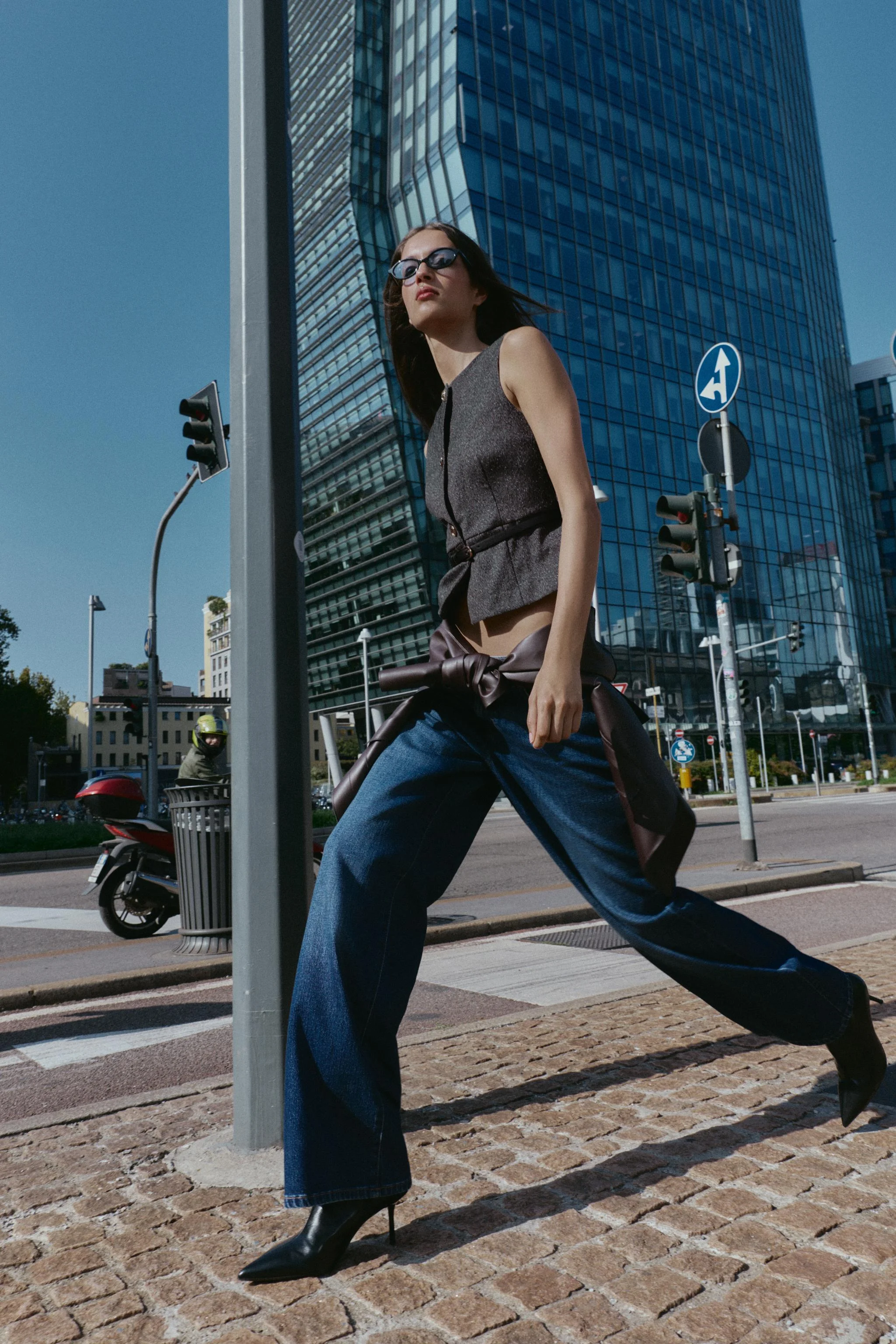 جلیقه طرح‌دار با کمربند