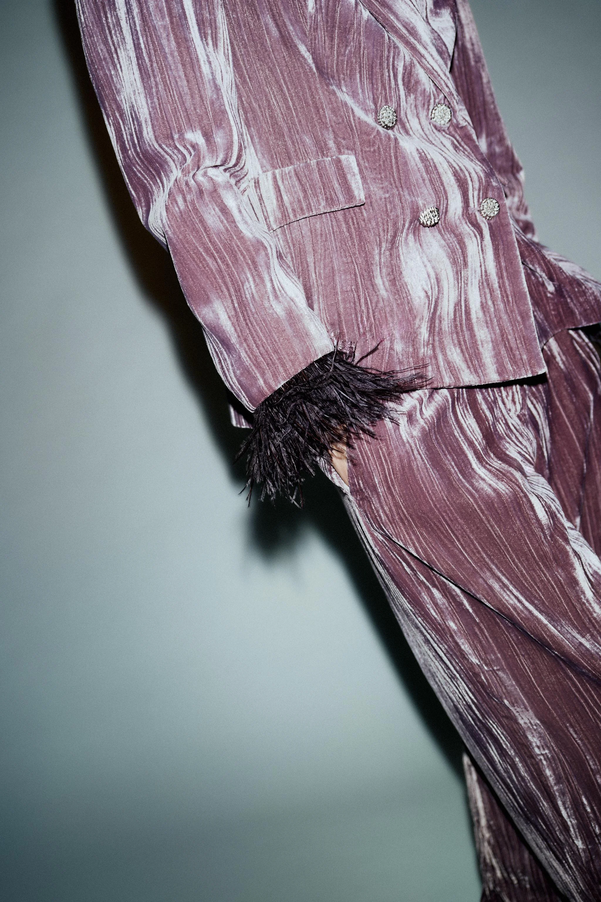 کت تک مخمل دکمه دوبل با تزئین پر