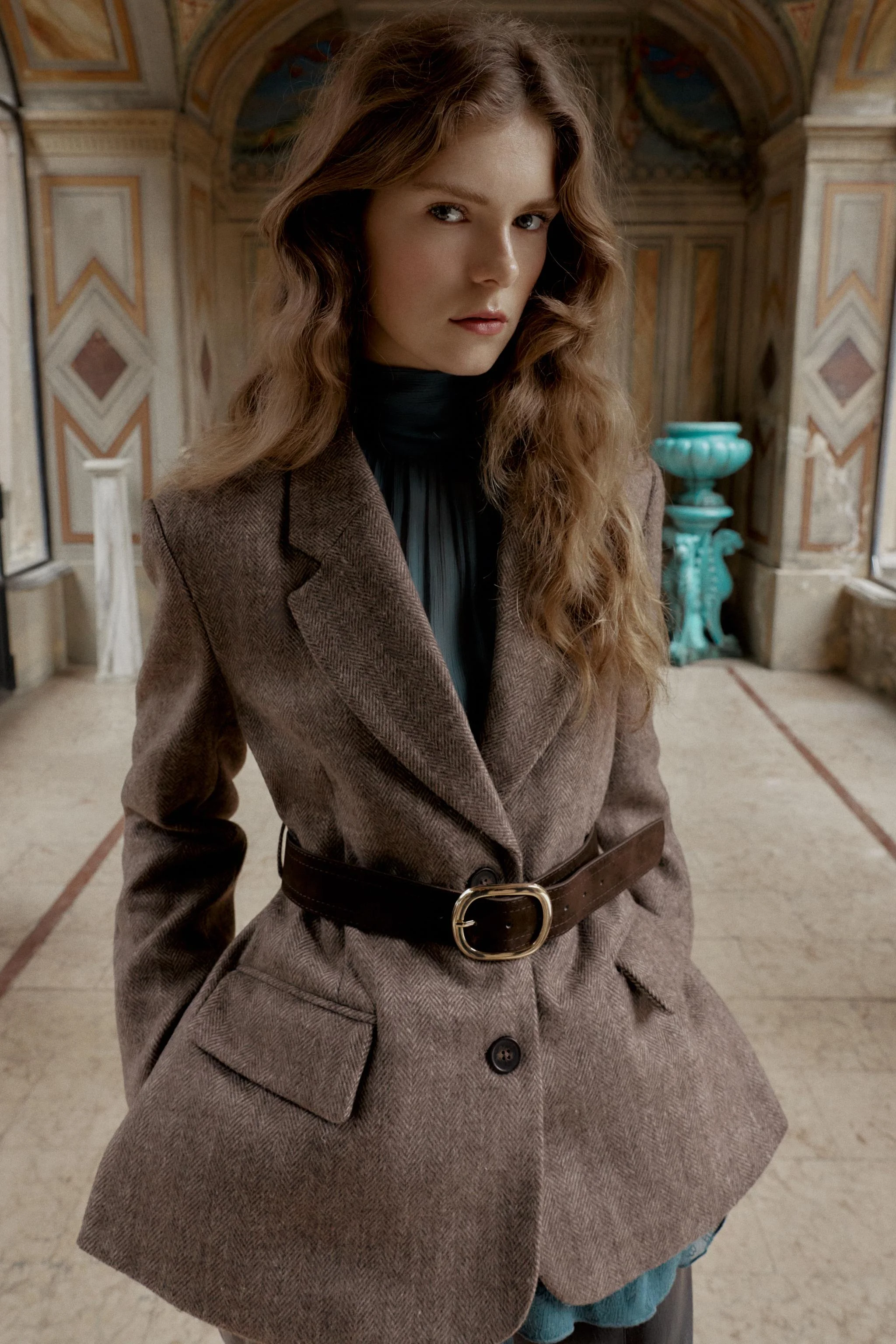 کت بلیزر جناغی با کمربند