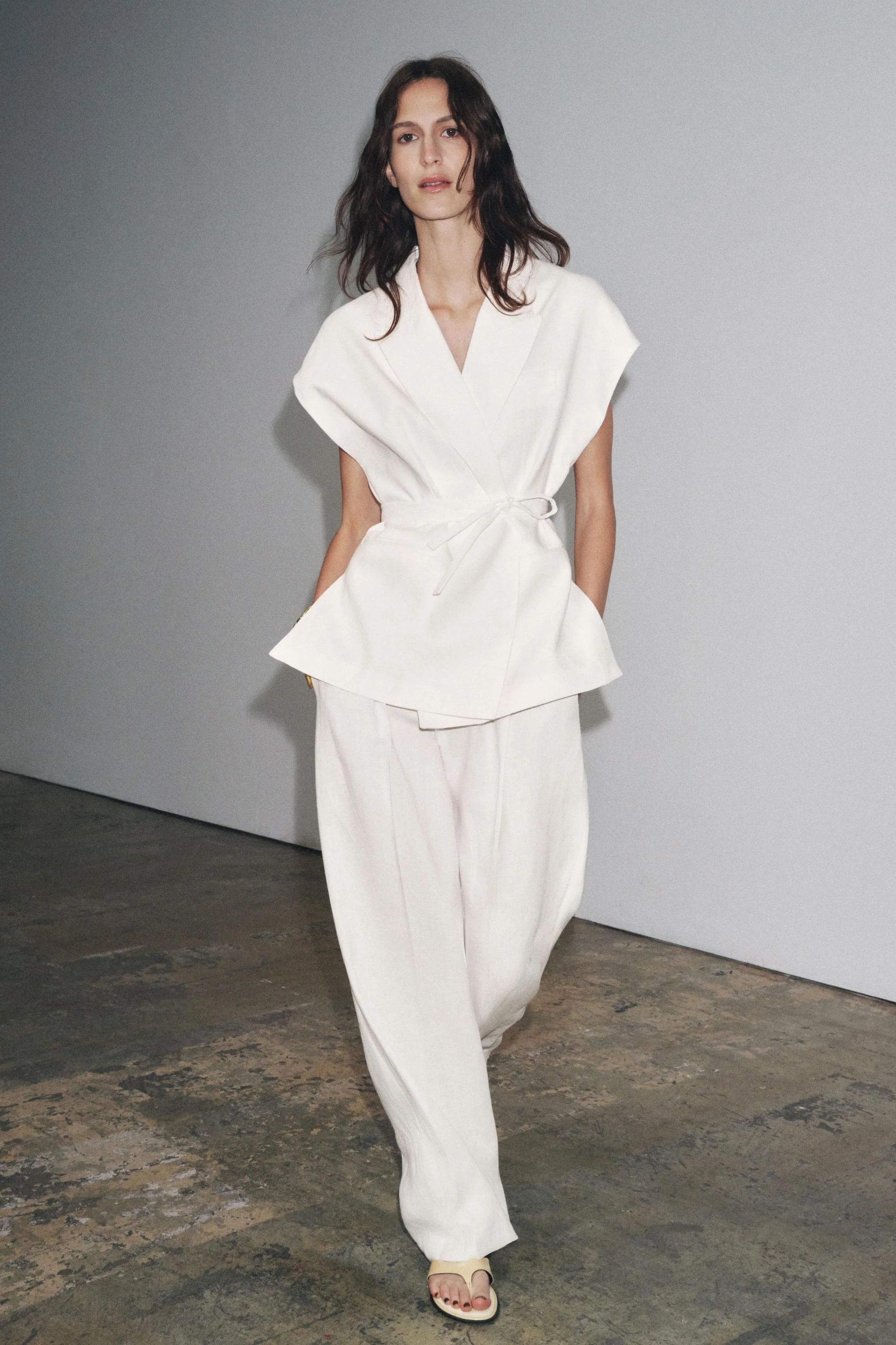 جلیقه دبل برست زنانه با ترکیب کتان از کالکشن ZW