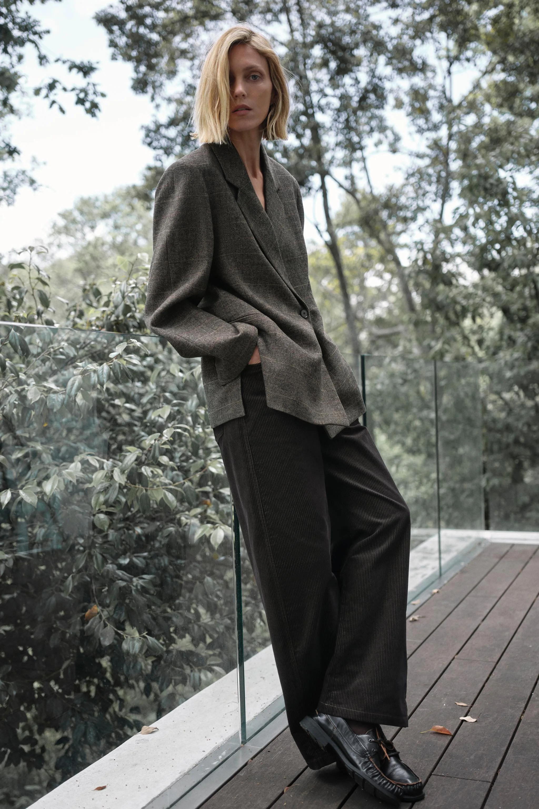 کت بلیزر چهارخانه بزرگ بافت پشمی ZW COLLECTION کت بلیزر چهارخانه بزرگ بافت پشمی ZW COLLECTION