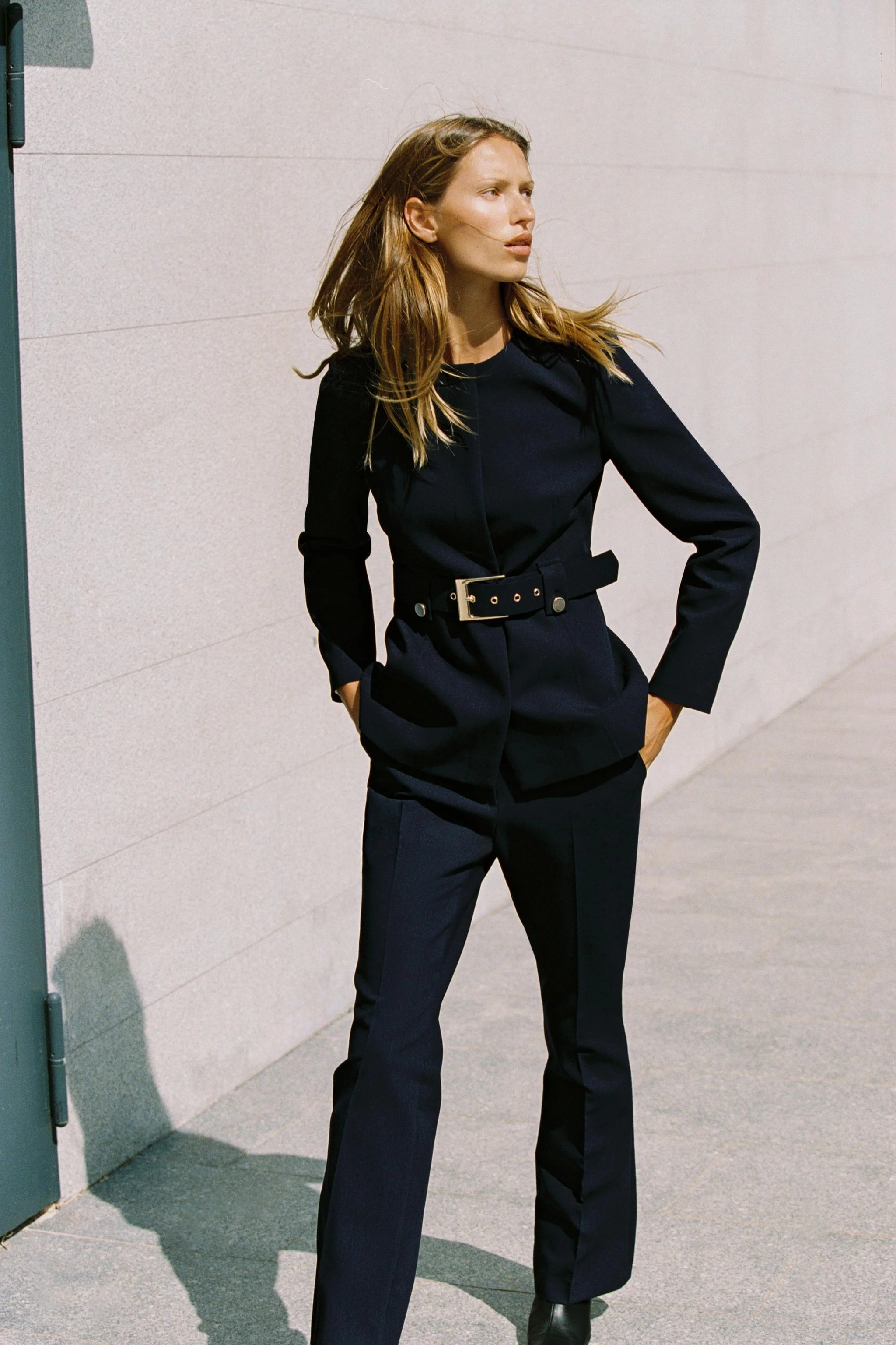 کت بلیزر فیت با کمربند