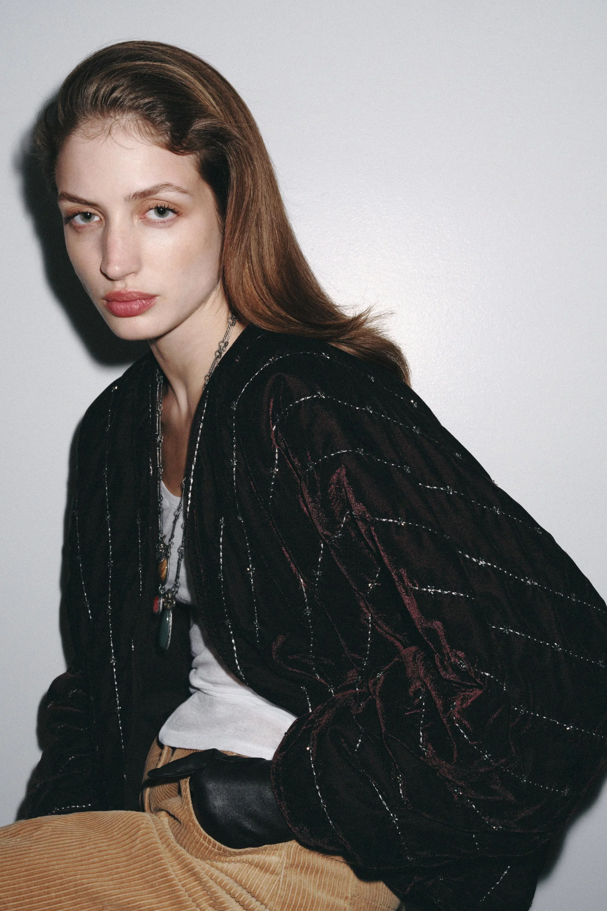 کیمونو مخمل طرح‌دار با تزیینات منجوق