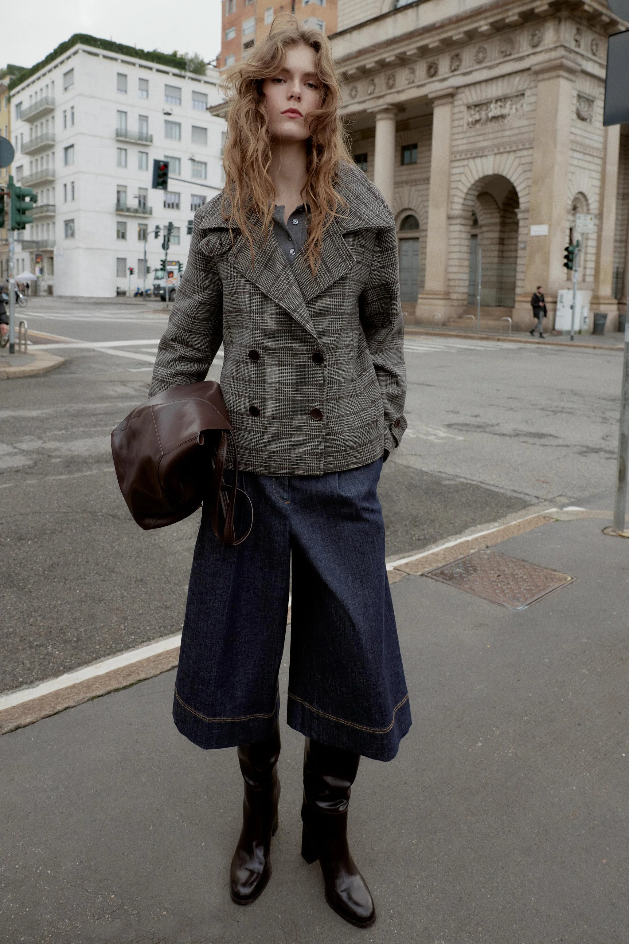 کت طرح‌دار دکمه‌دار دوبل