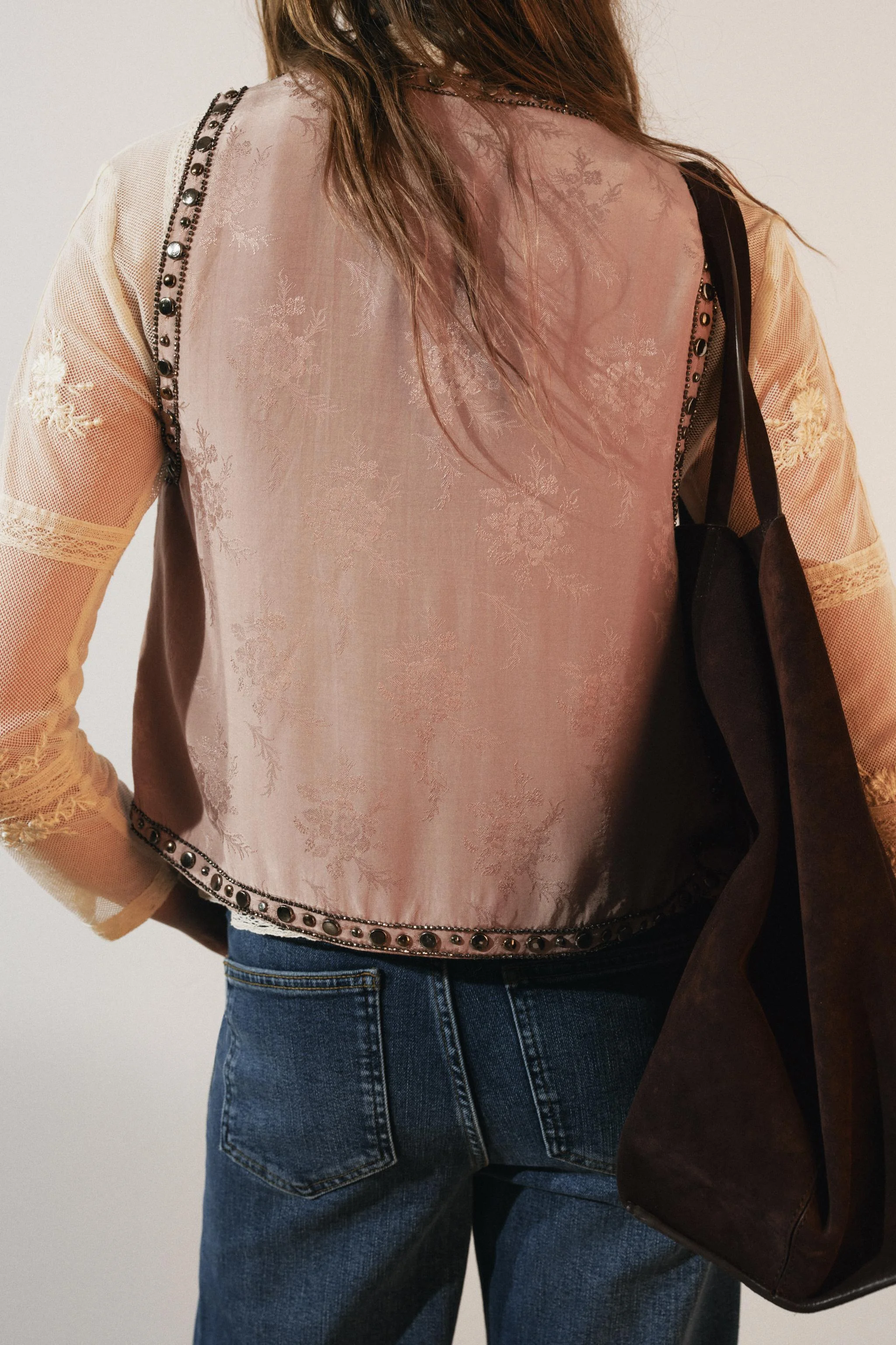 جلیقه پولک‌دوزی شده ZW COLLECTION