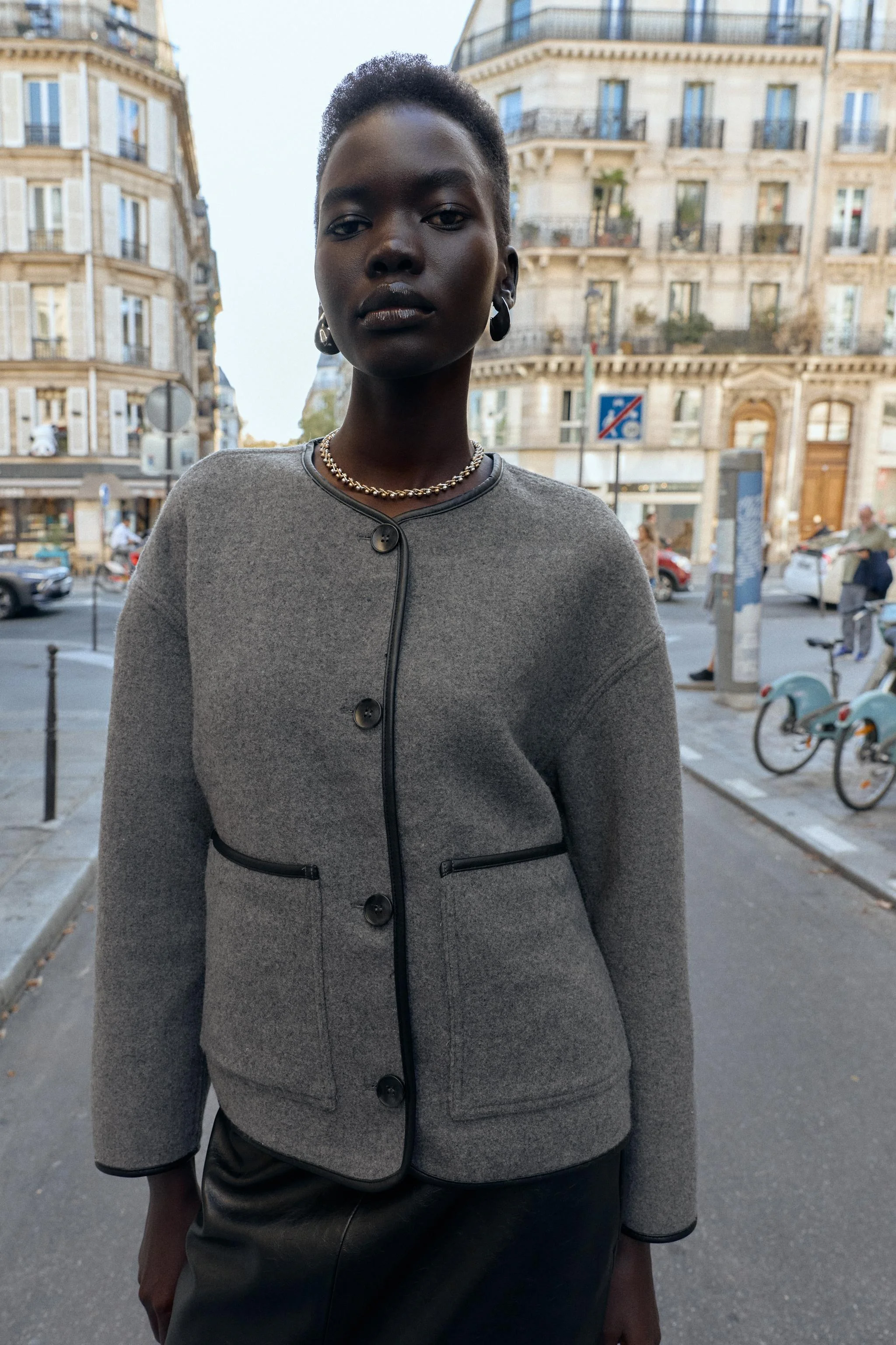 ژاکت دو رو با تزیینات چرم مصنوعی