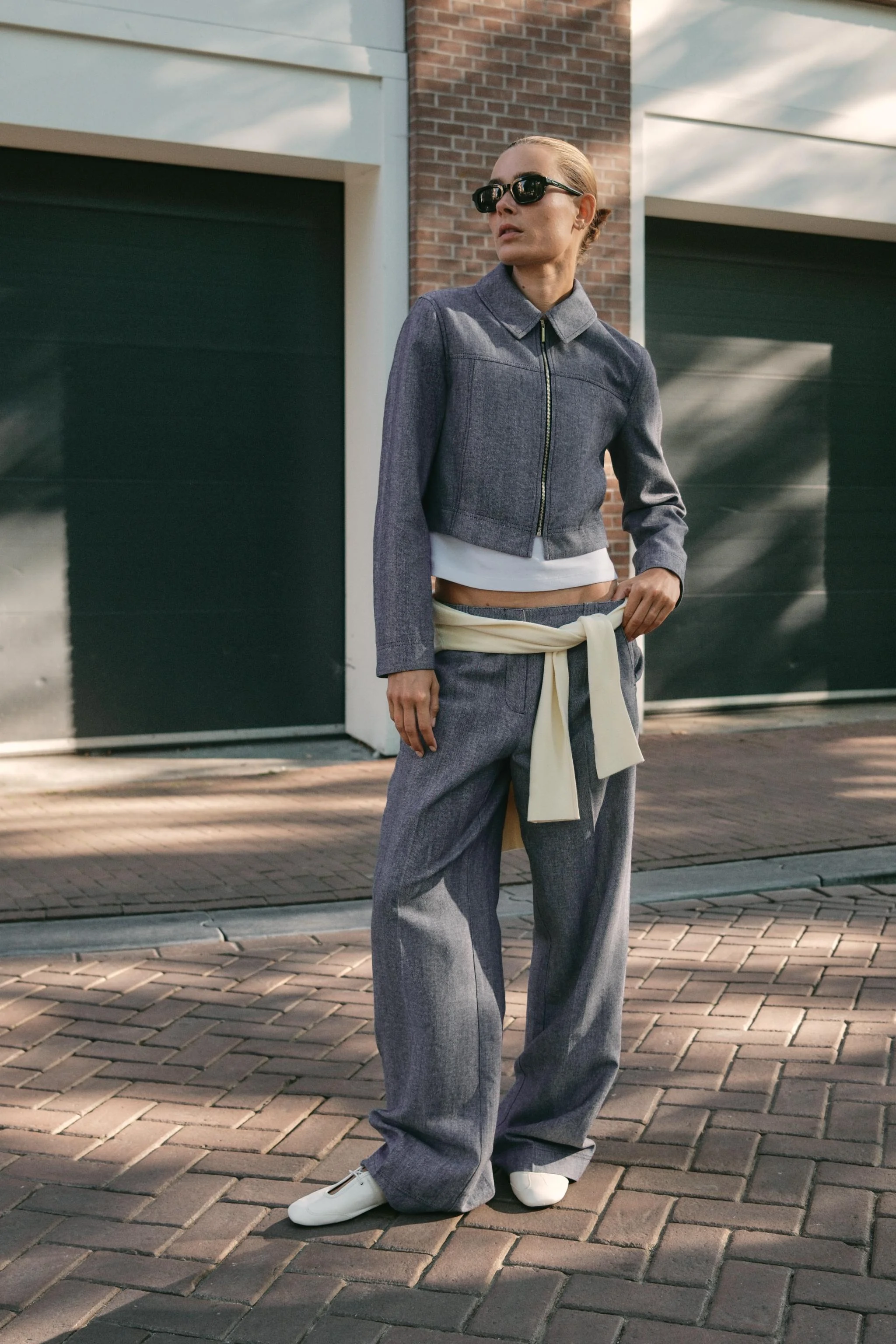 ژاکت آستین بلند زیپ دار کوتاه