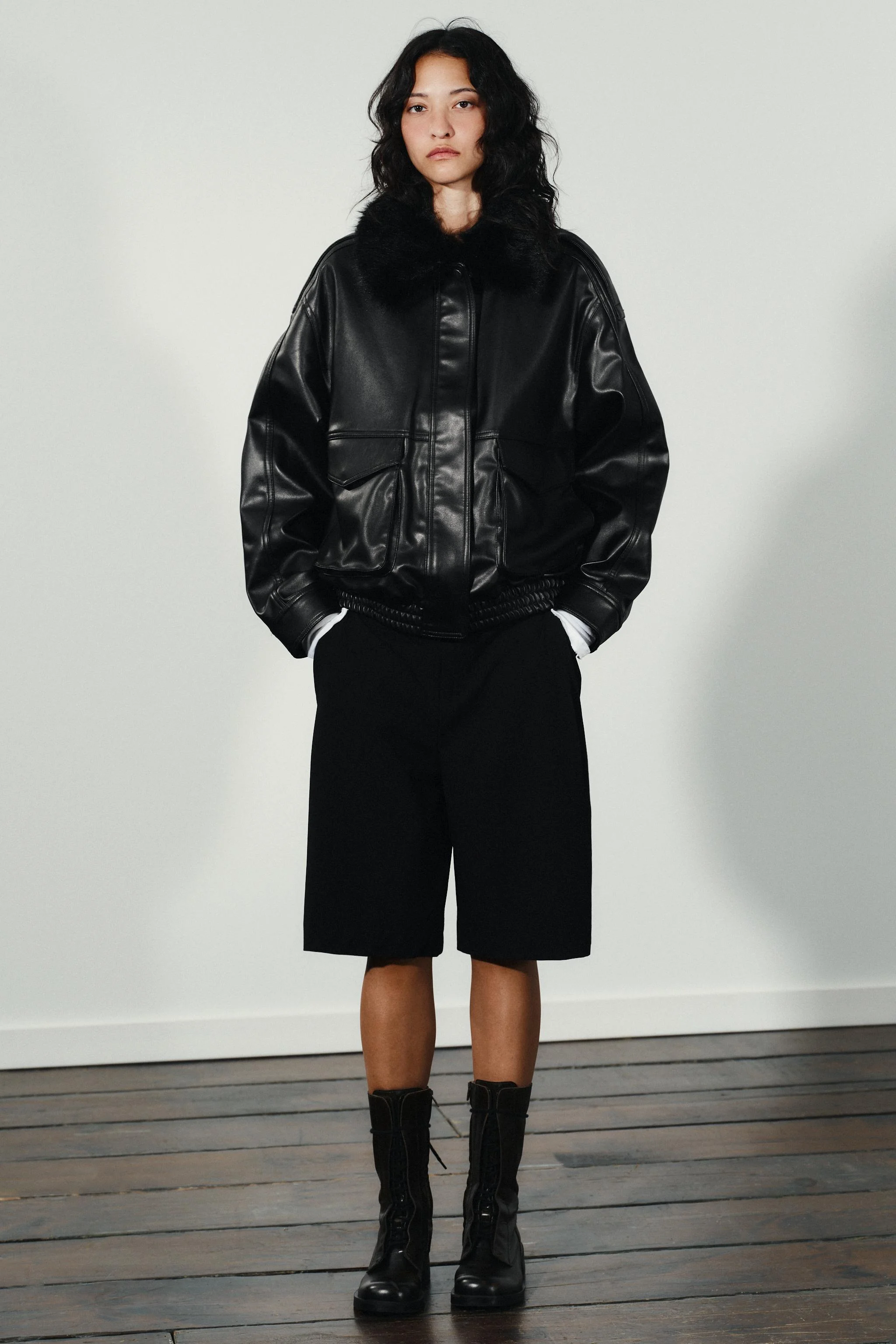 کت یقه دار با تزیین خز مصنوعی جداشدنی کت یقه دار با تزیین خز مصنوعی جداشدنی