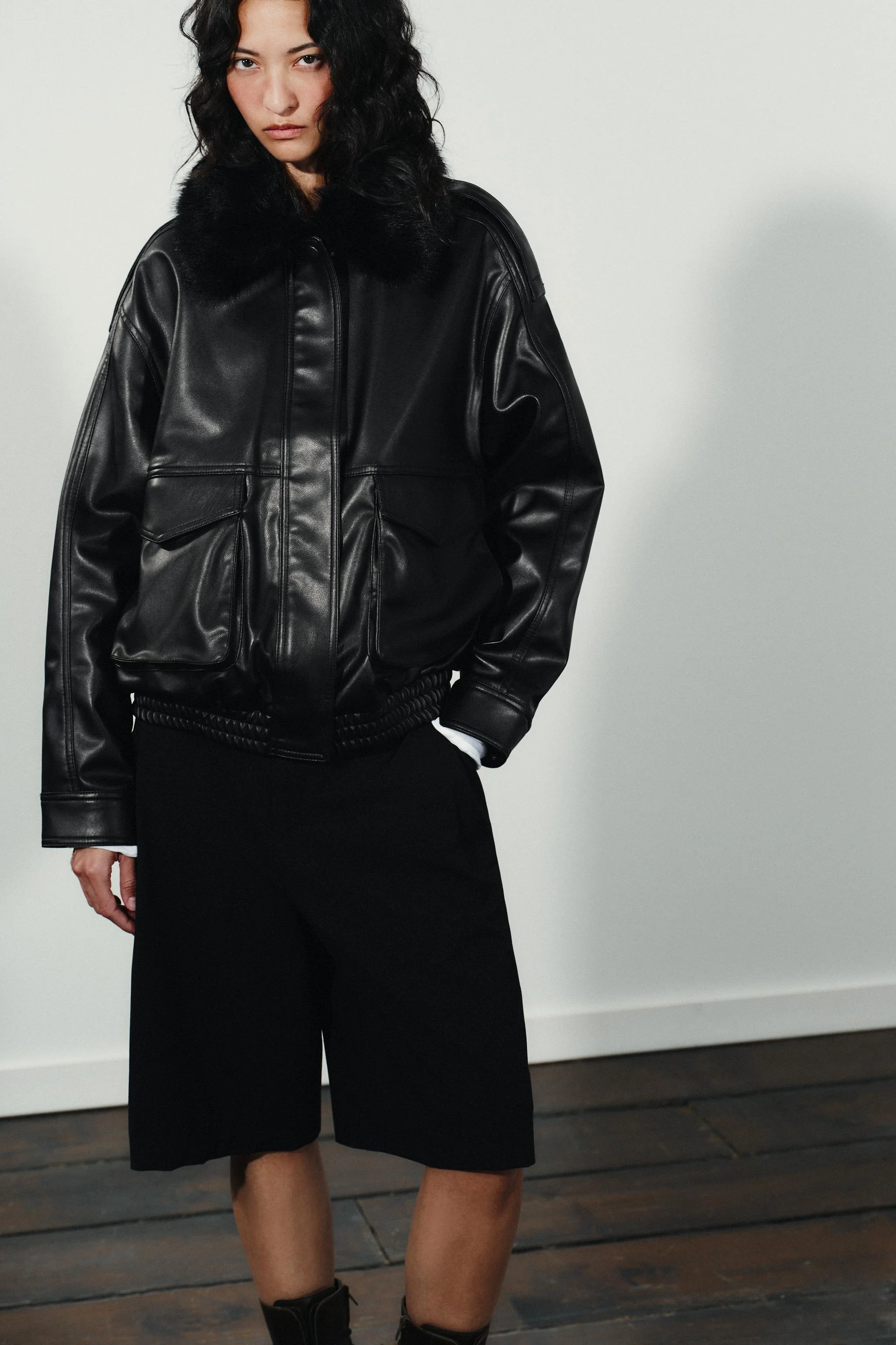 کت یقه دار با تزیین خز مصنوعی جداشدنی کت یقه دار با تزیین خز مصنوعی جداشدنی