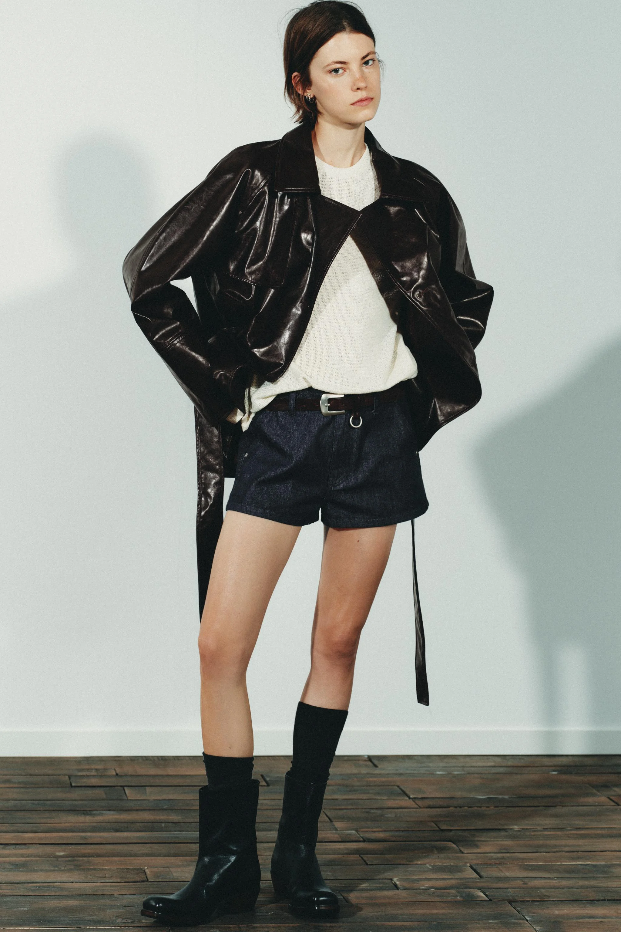 کت چرمی مصنوعی کمربند دار