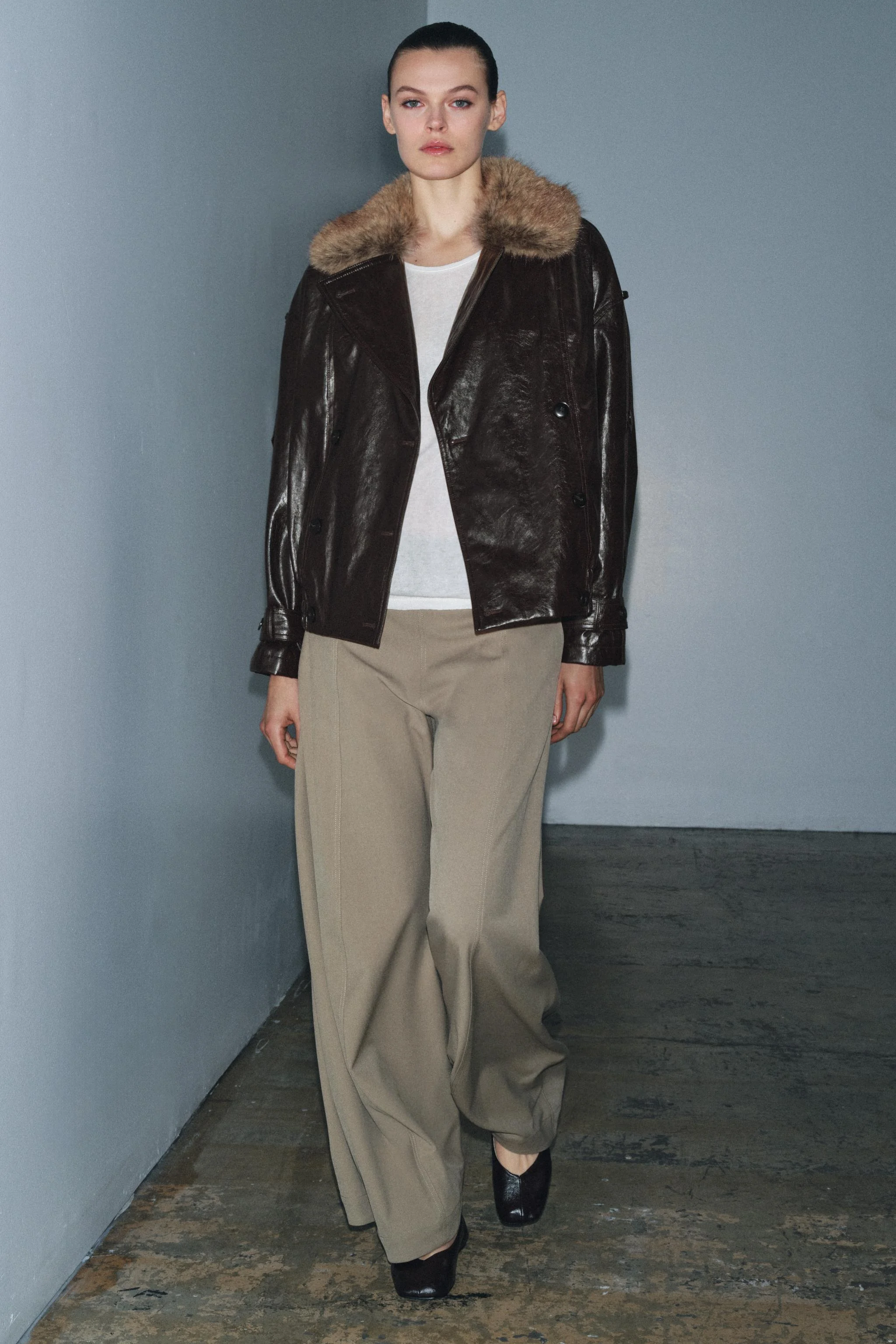 کت یقه خز مصنوعی براق ZW COLLECTION