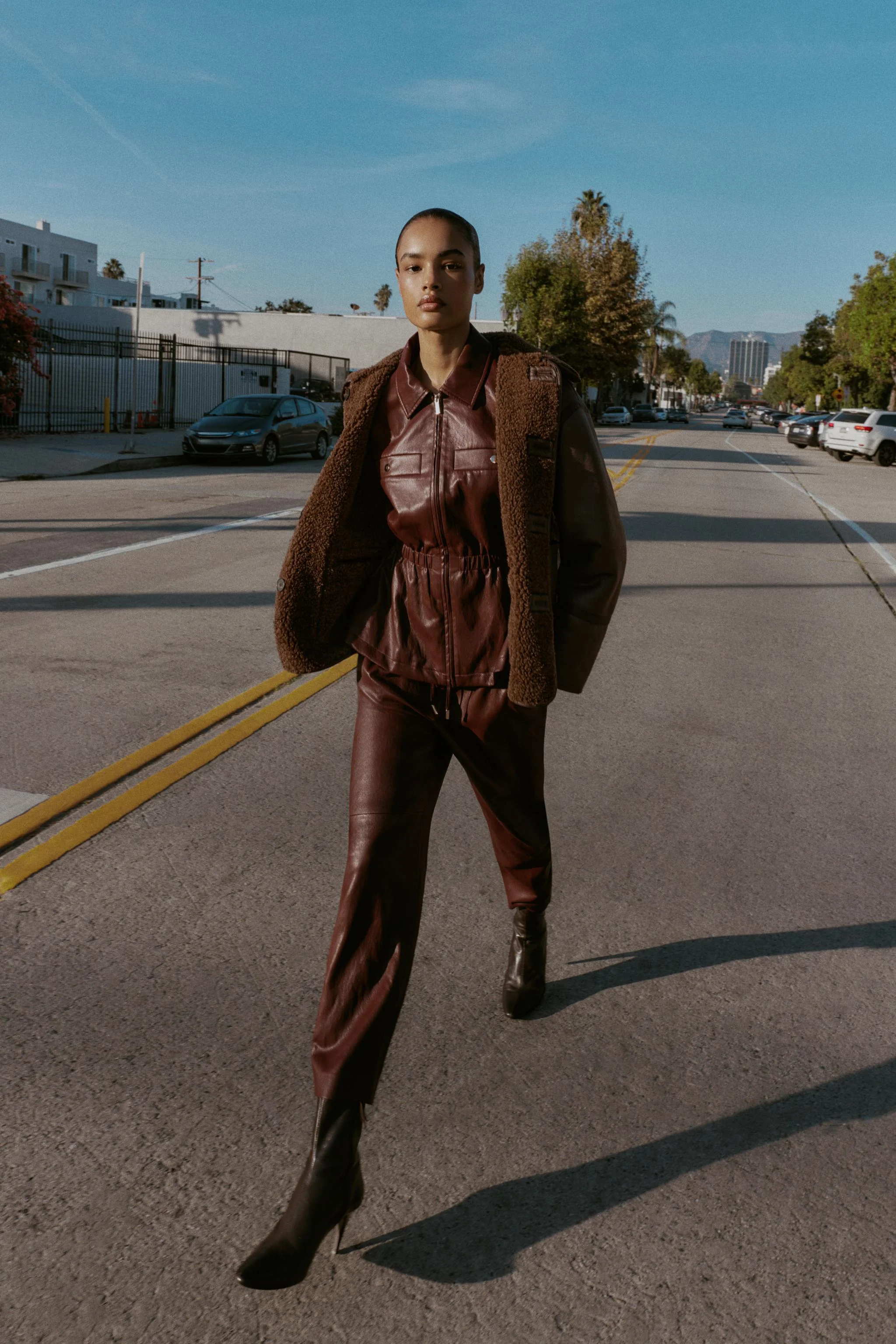 کت چرمی مصنوعی با کمر کشی