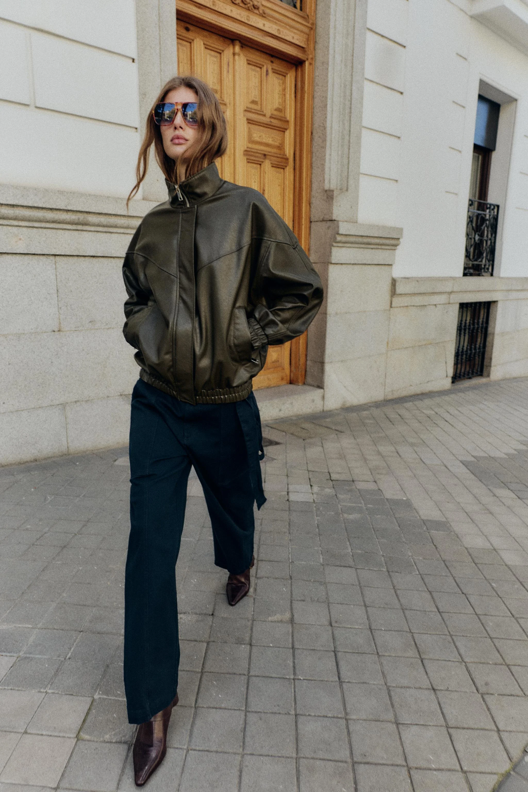 کاپشن خلبانی چرم مصنوعی با یقه ایستاده کاپشن خلبانی چرم مصنوعی با یقه ایستاده