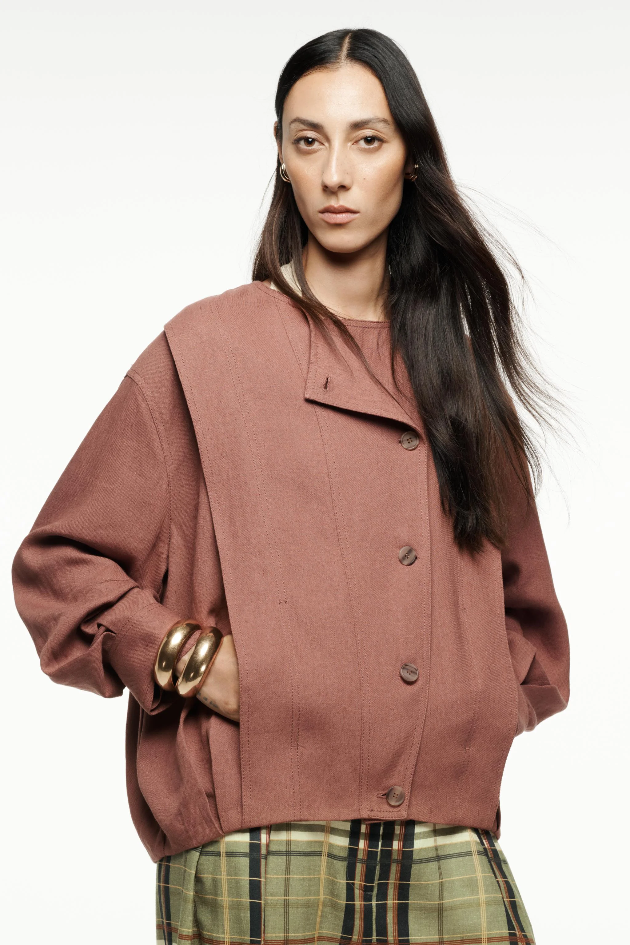 کت بمبر زنانه مدل ZW COLLECTION با ترکیب پارچه لینن