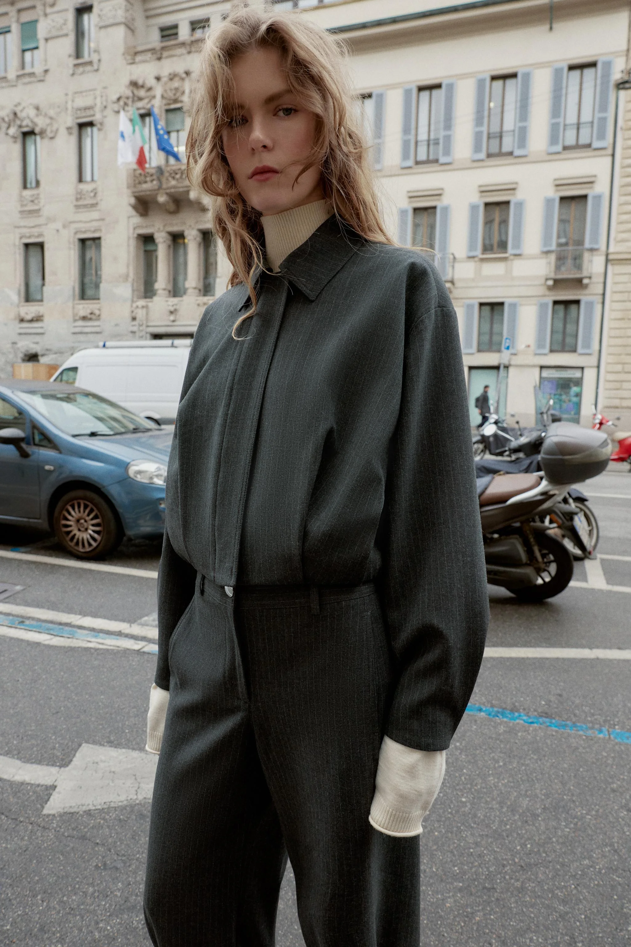 ژاکت بمبر راه راه کوتاه با آستین های پفی