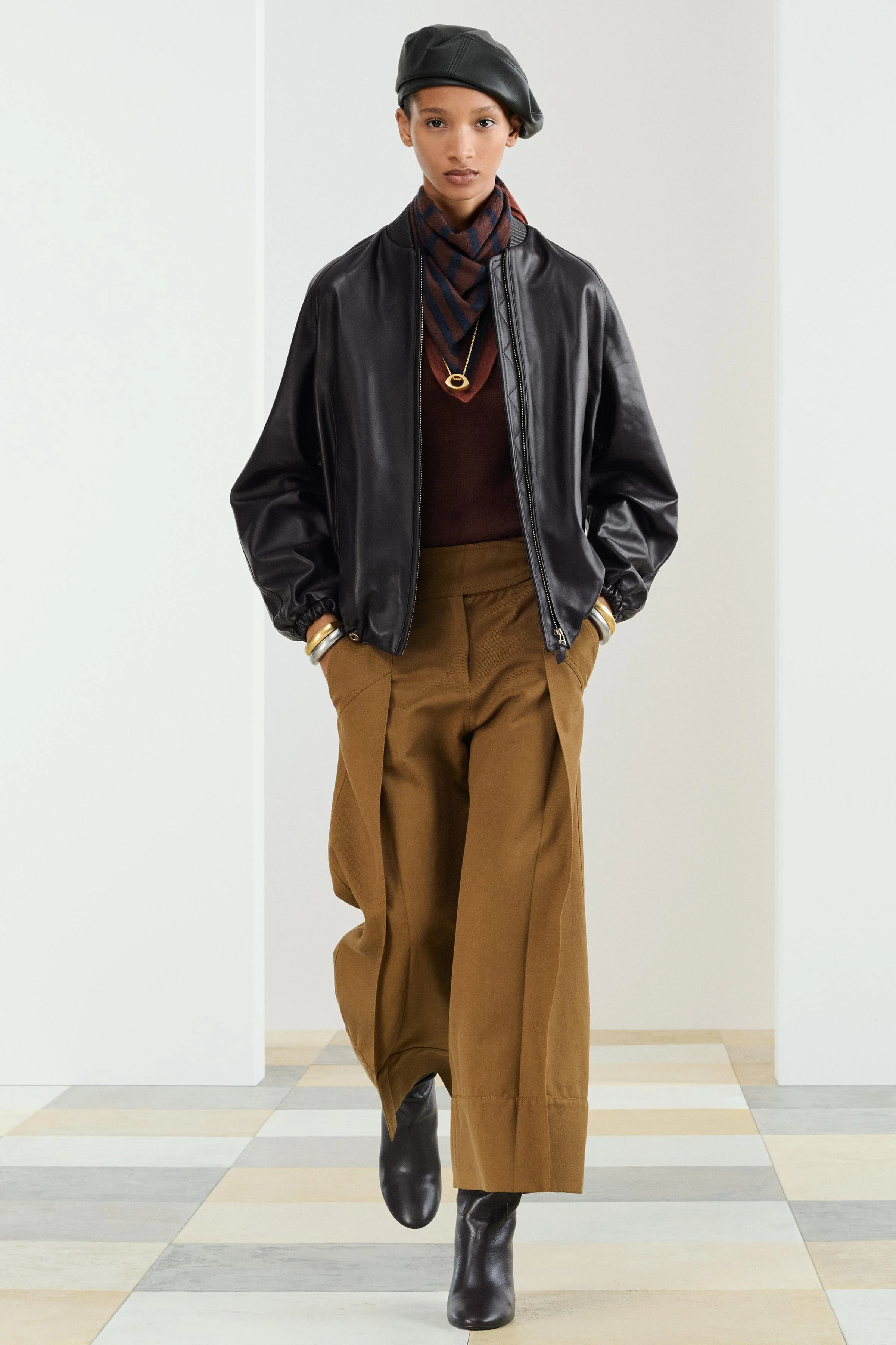 بمب افکن چرمی CCN بمب افکن چرمی CCN