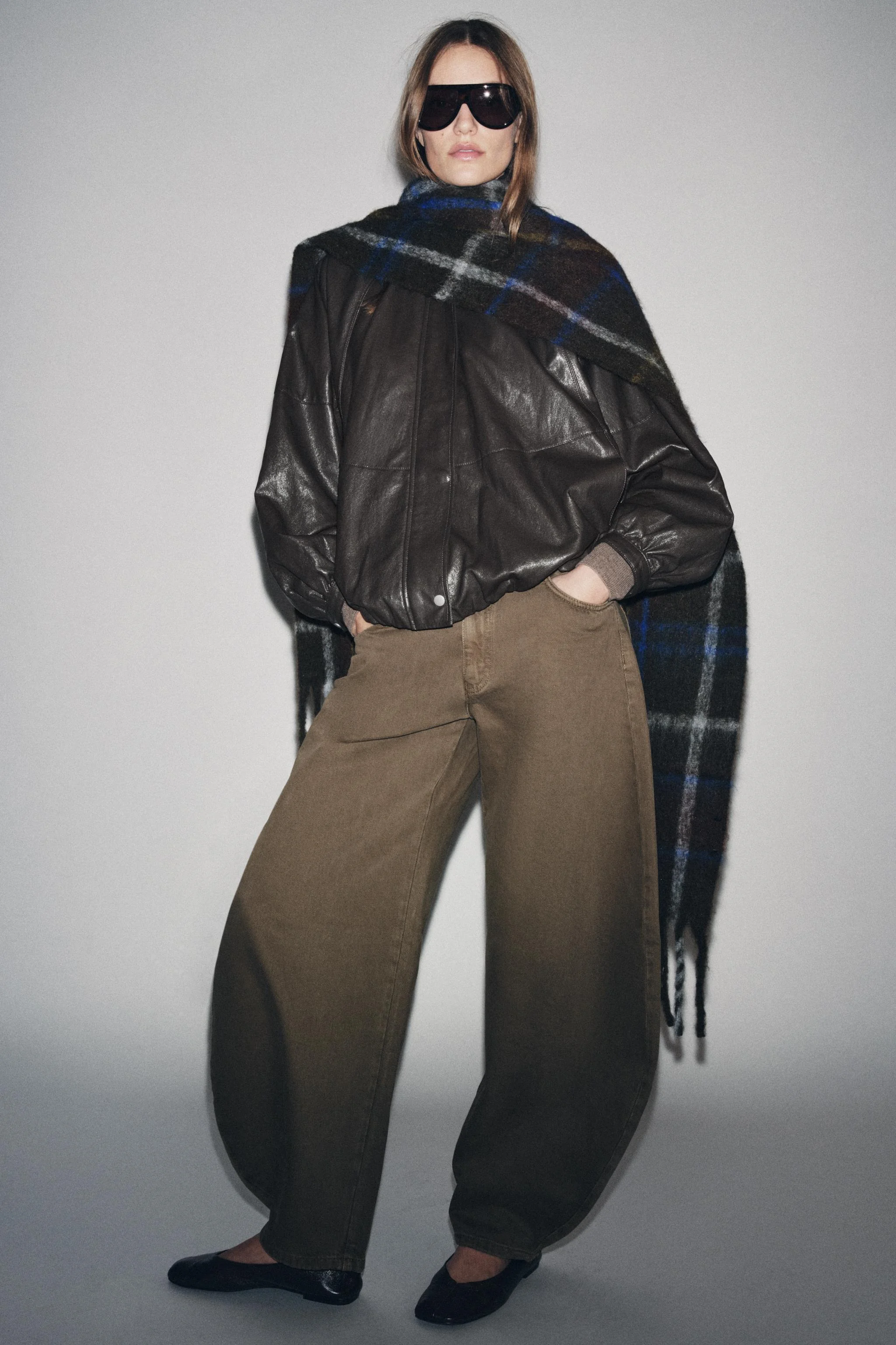 کاپشن خلبانی زنانه ZW COLLECTION با ظاهر چرم