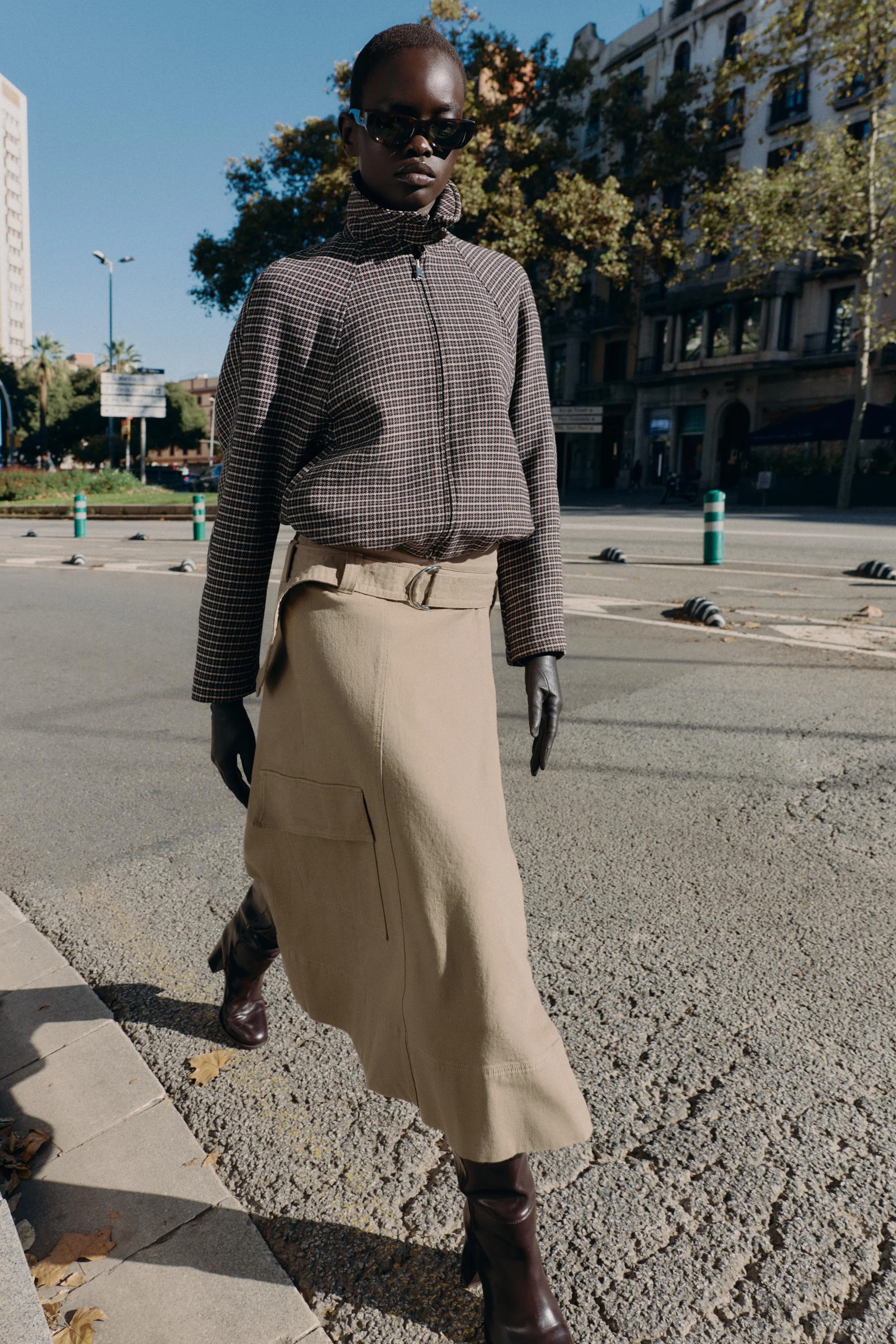 کاپشن خلبانی طرح پترن بافت لوزی کاپشن خلبانی طرح پترن بافت لوزی