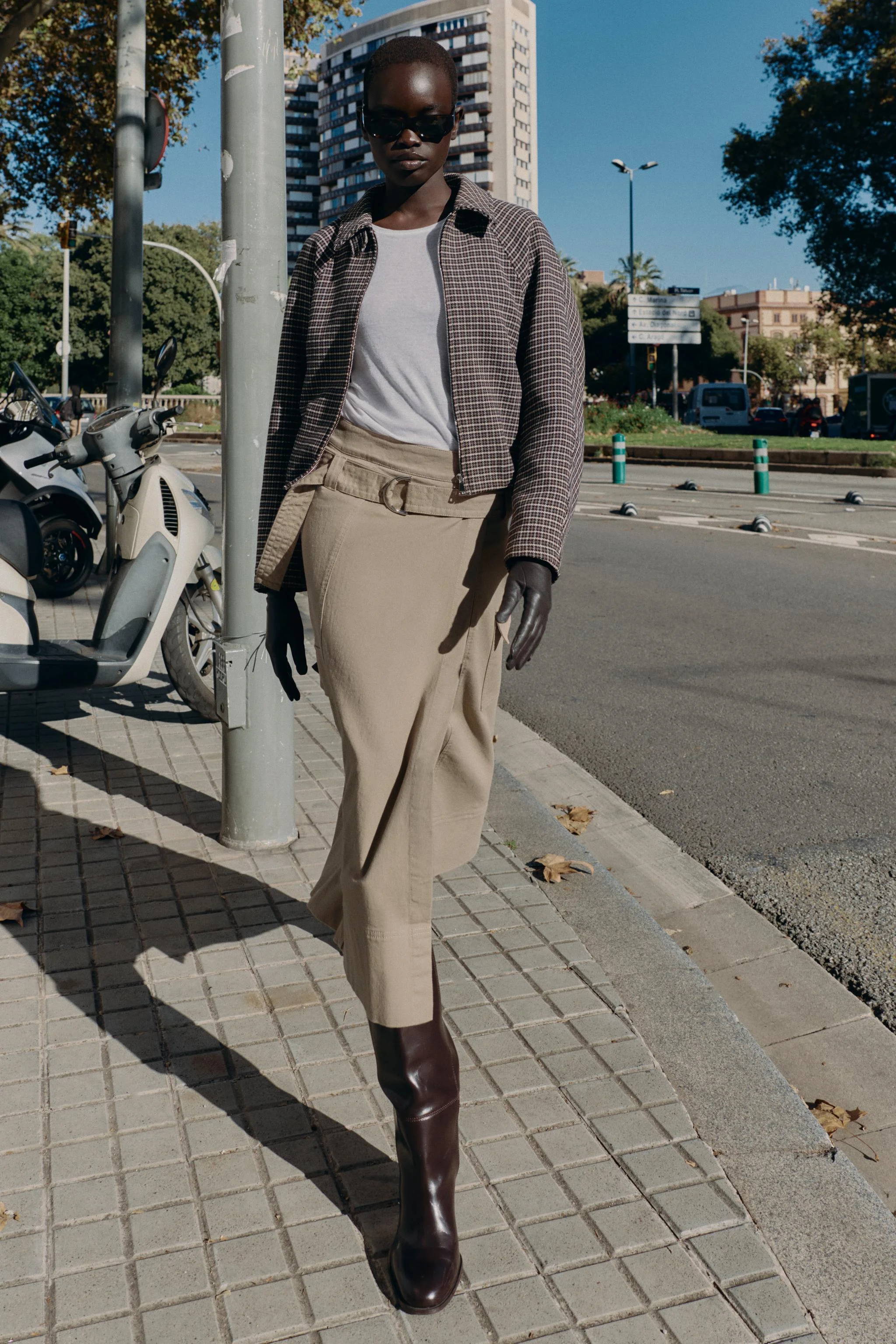 کاپشن خلبانی طرح پترن بافت لوزی