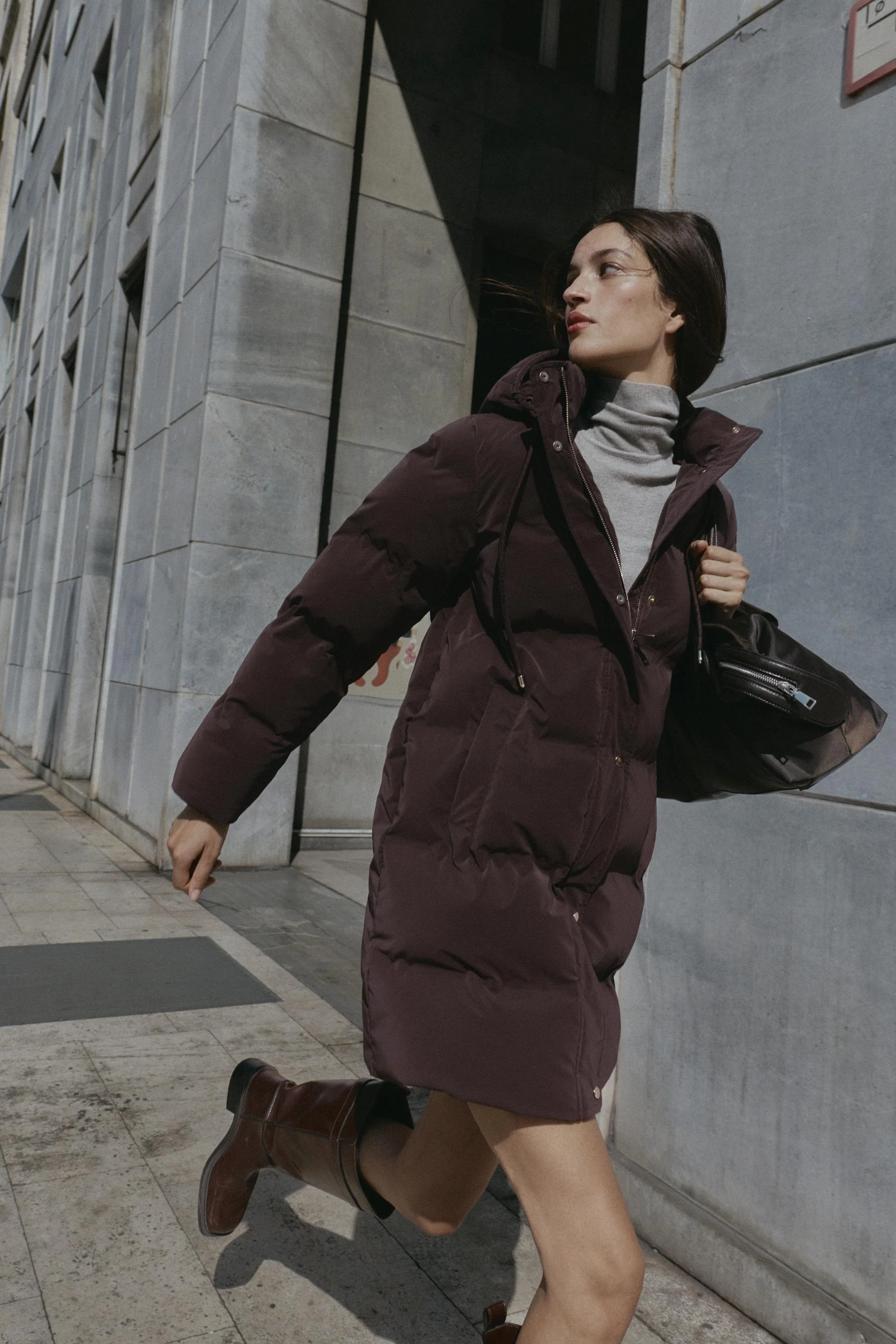 آنوراک نیمه بلند ضد باد با روکش لاستیکی