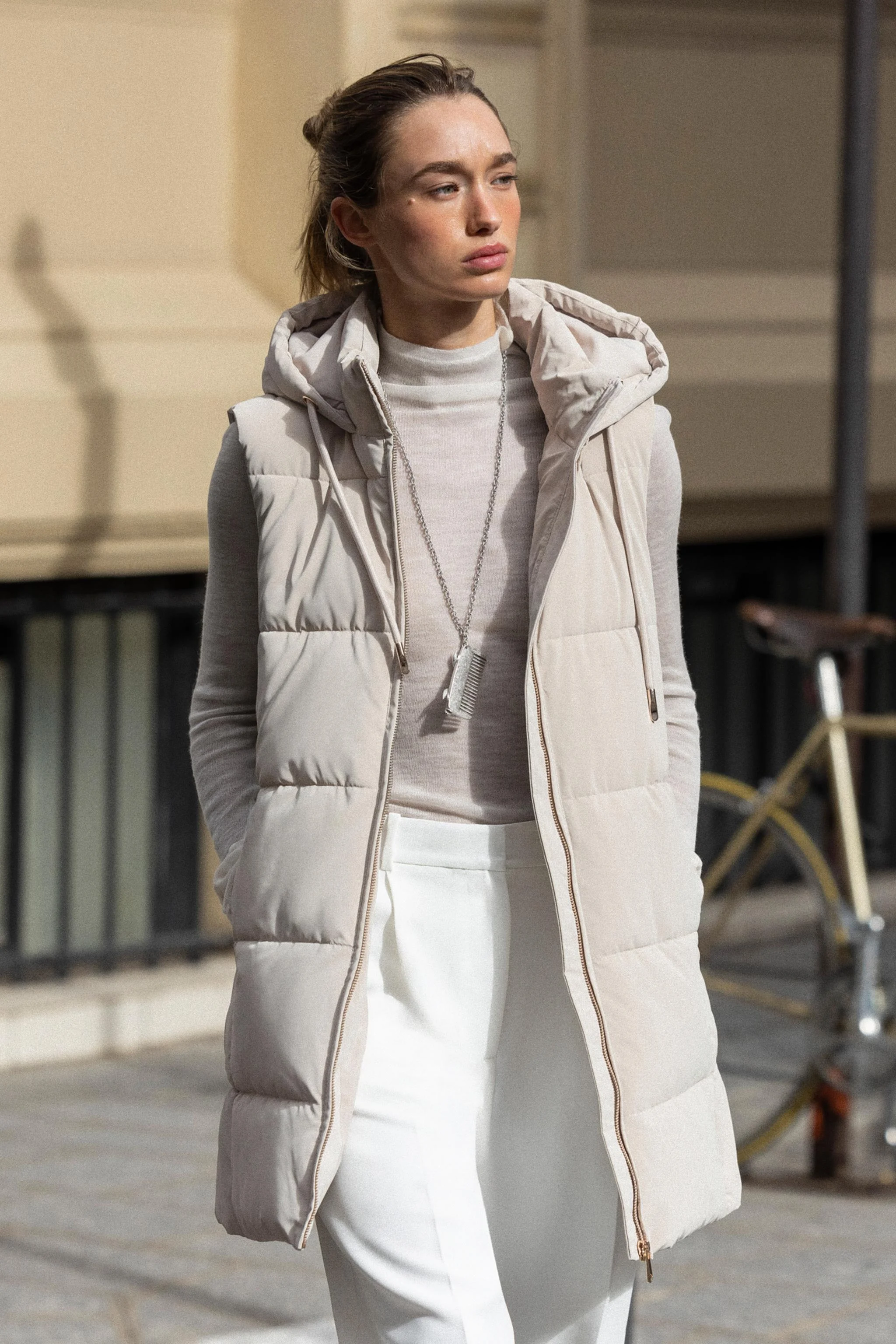 جلیقه بلند لوزی دوزی شده با کلاه