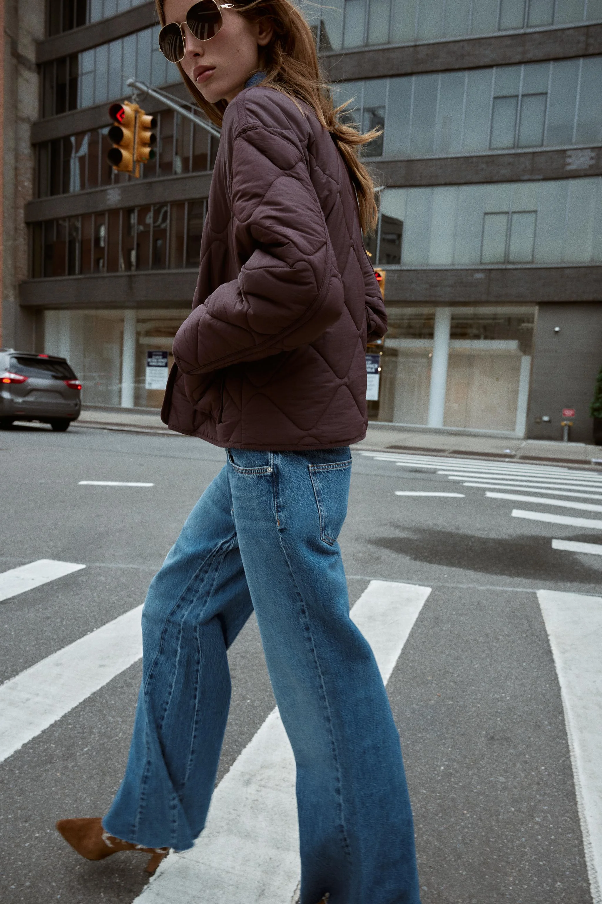 کت طرح‌دار با جیب‌های وصله‌دار