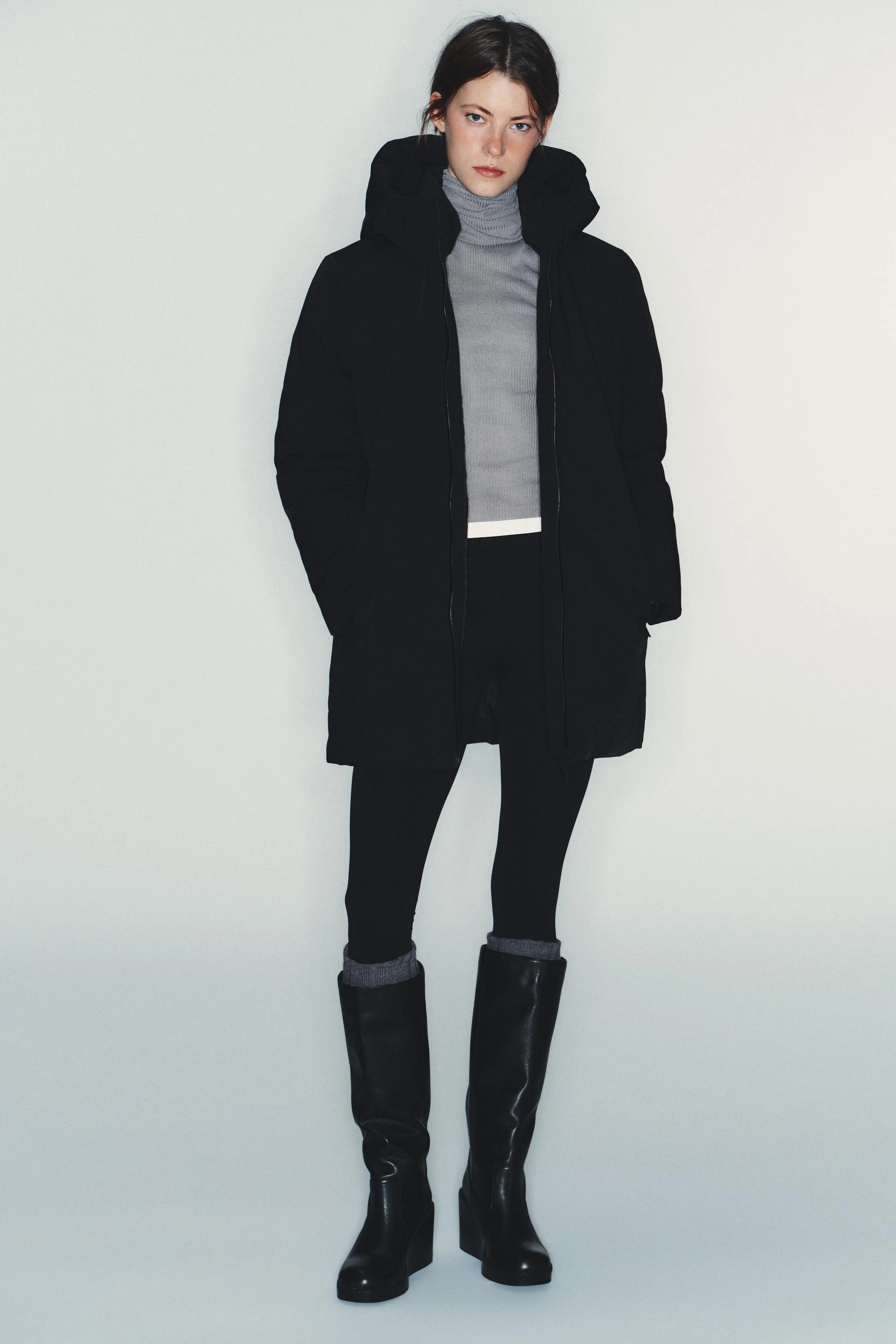 کاپشن پافر ضد آب و ضد باد با کلاه کاپشن پافر ضد آب و ضد باد با کلاه