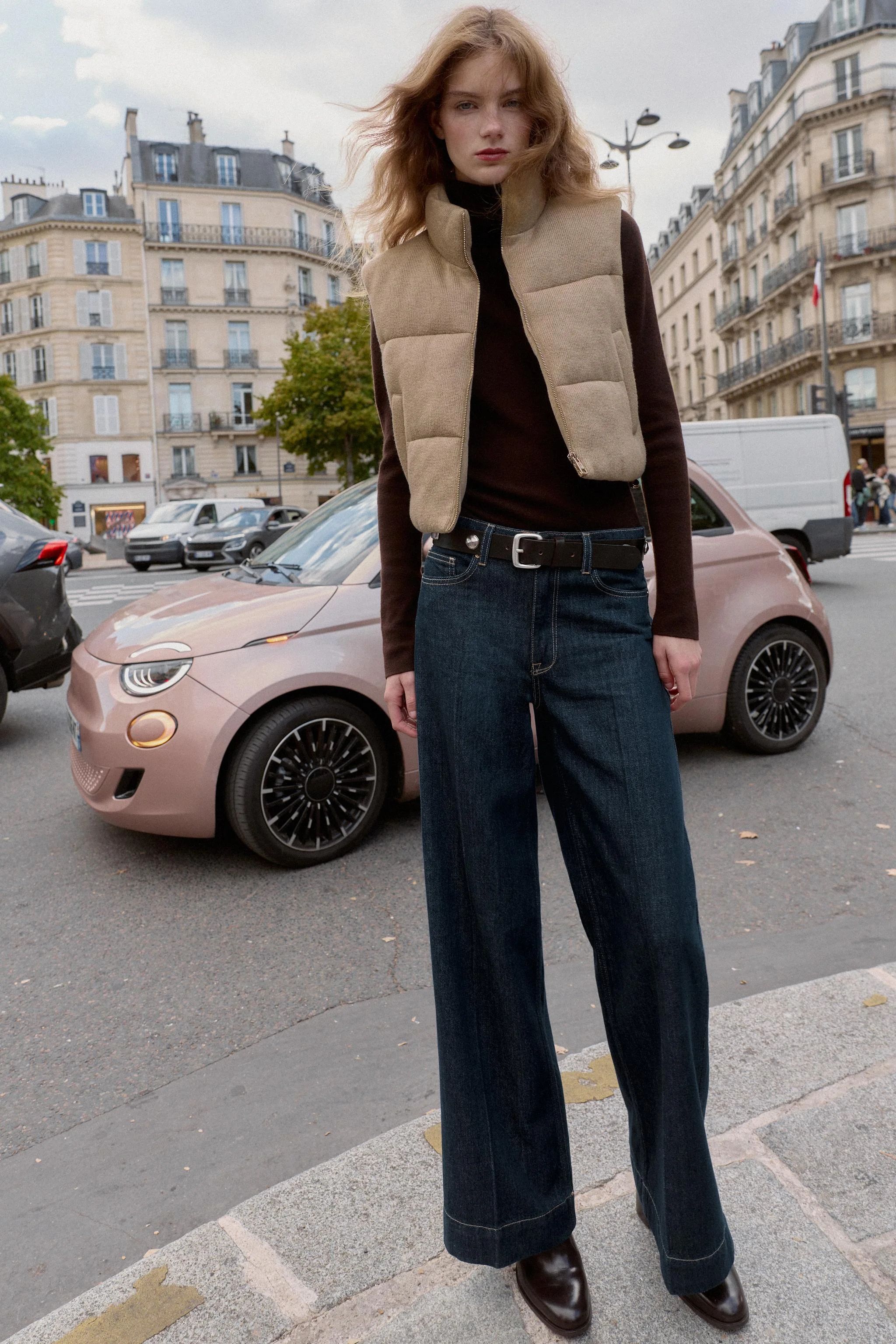 جلیقه پفی بافتنی کوتاه