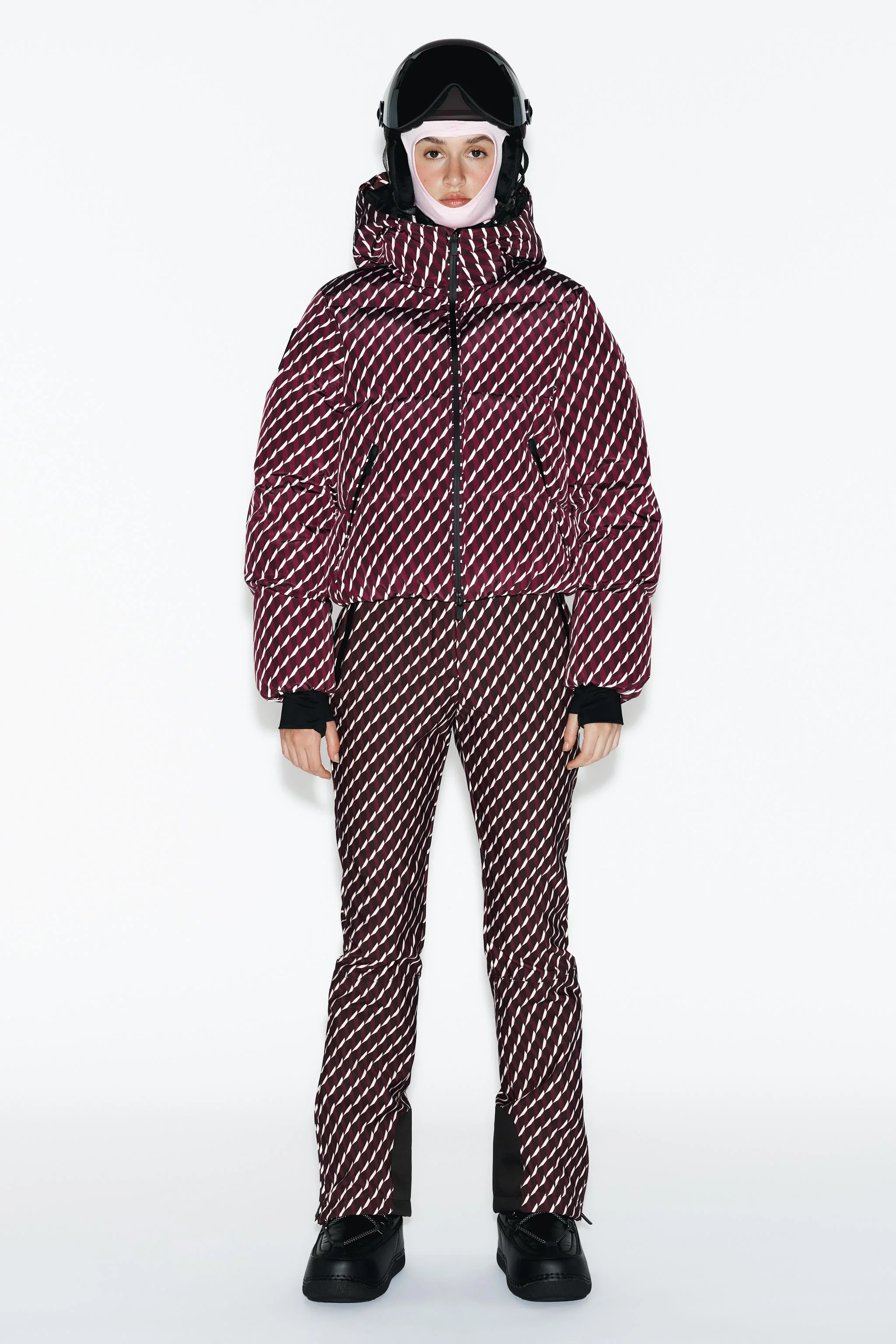 کاپشن پفی ضدآب و ضد باد با تکنولوژی RECCO®، مجموعه اسکی