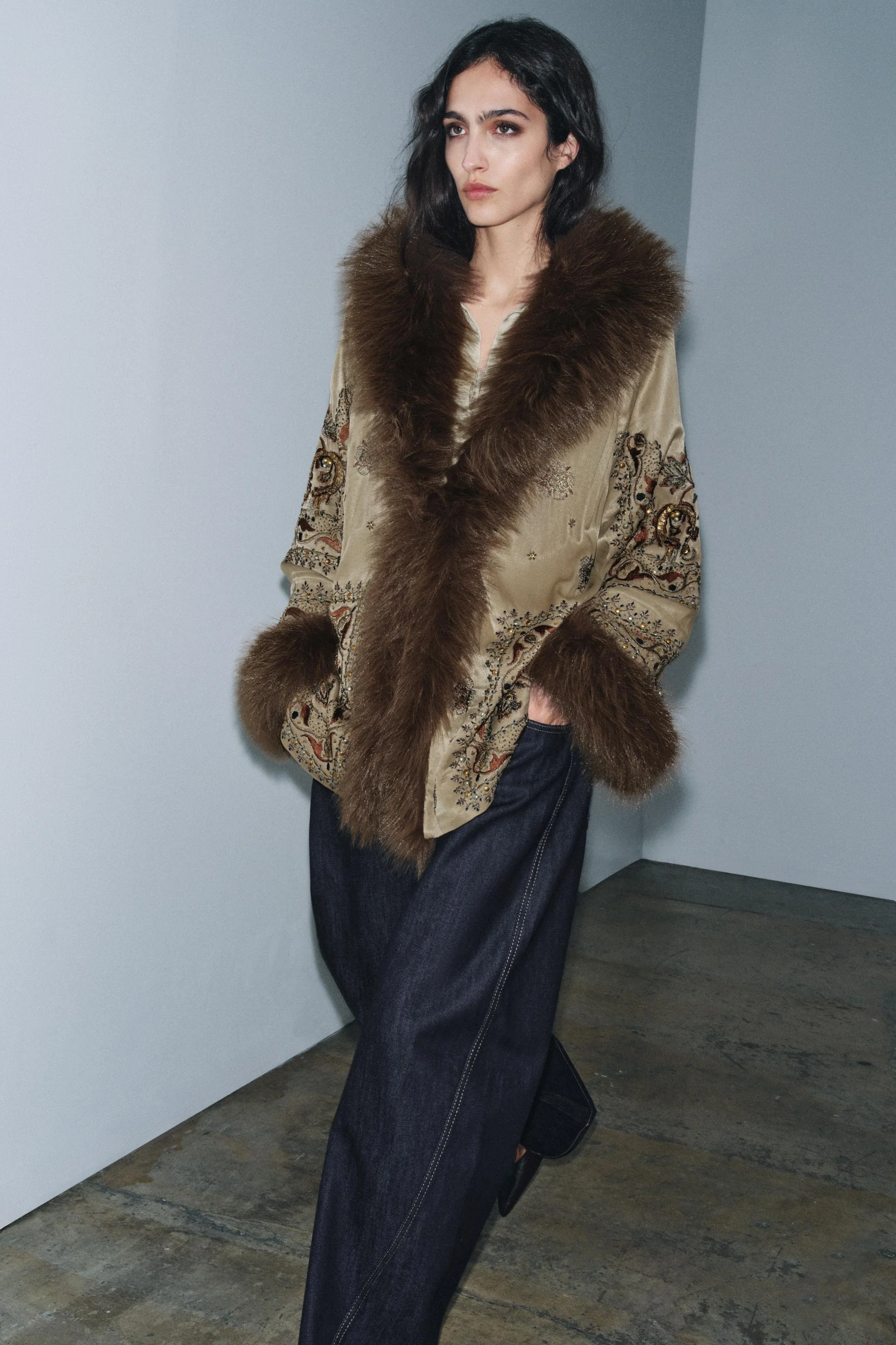 کیمونو آستین بلند گلدوزی شده ZW COLLECTION نسخه محدود