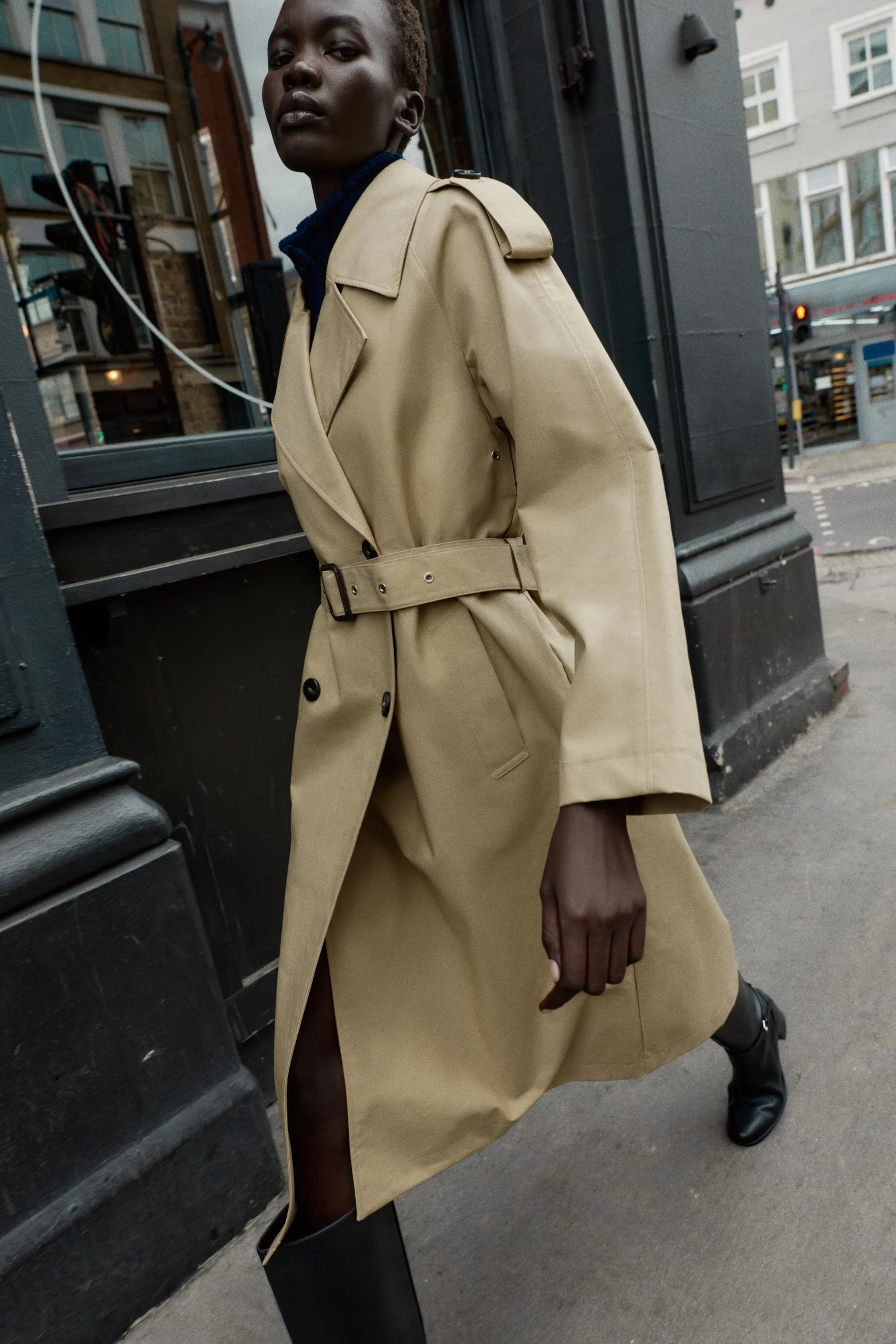 بارانی ترنچ با کمربند