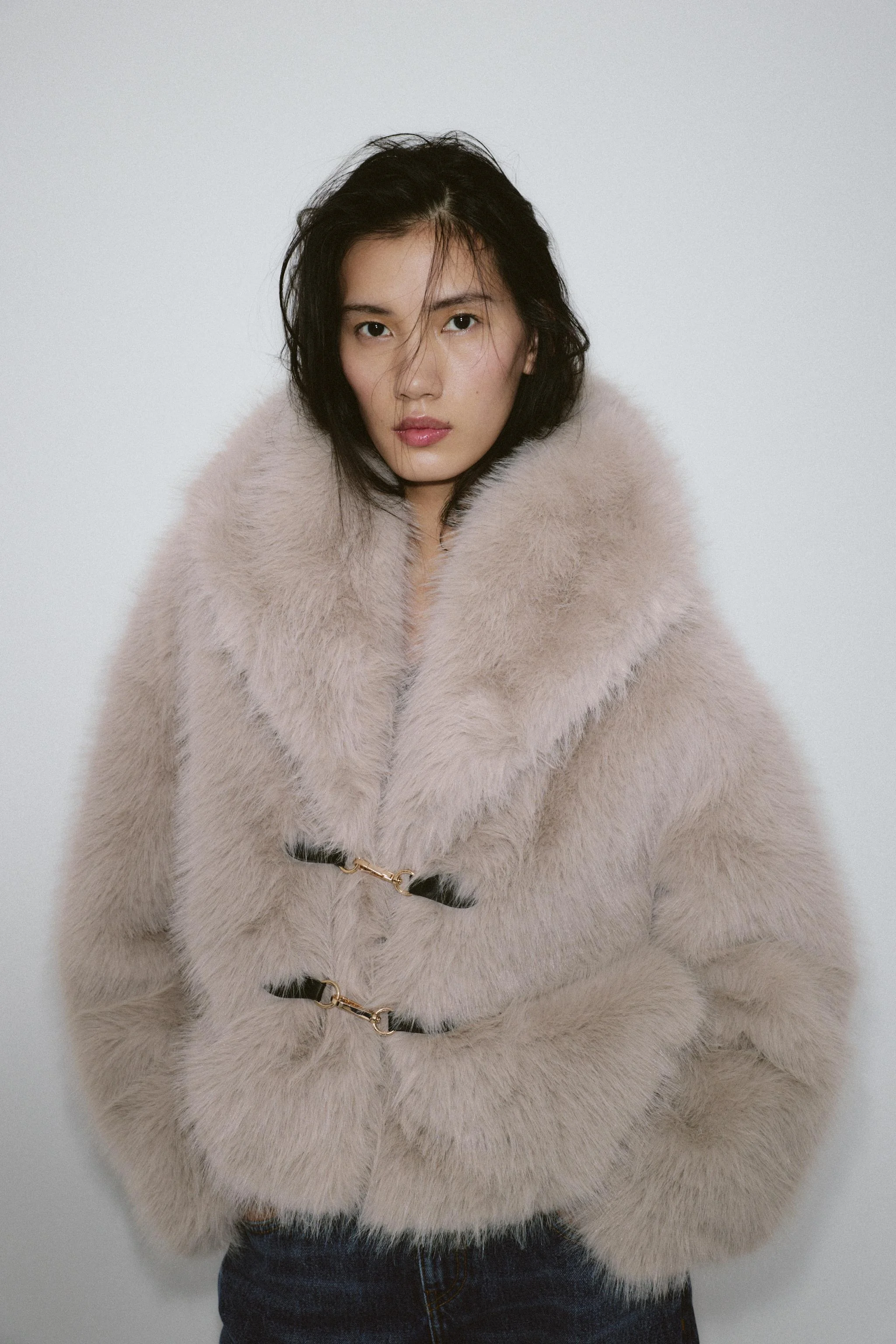 کت کوتاه خز مصنوعی با دکمه های چفتی