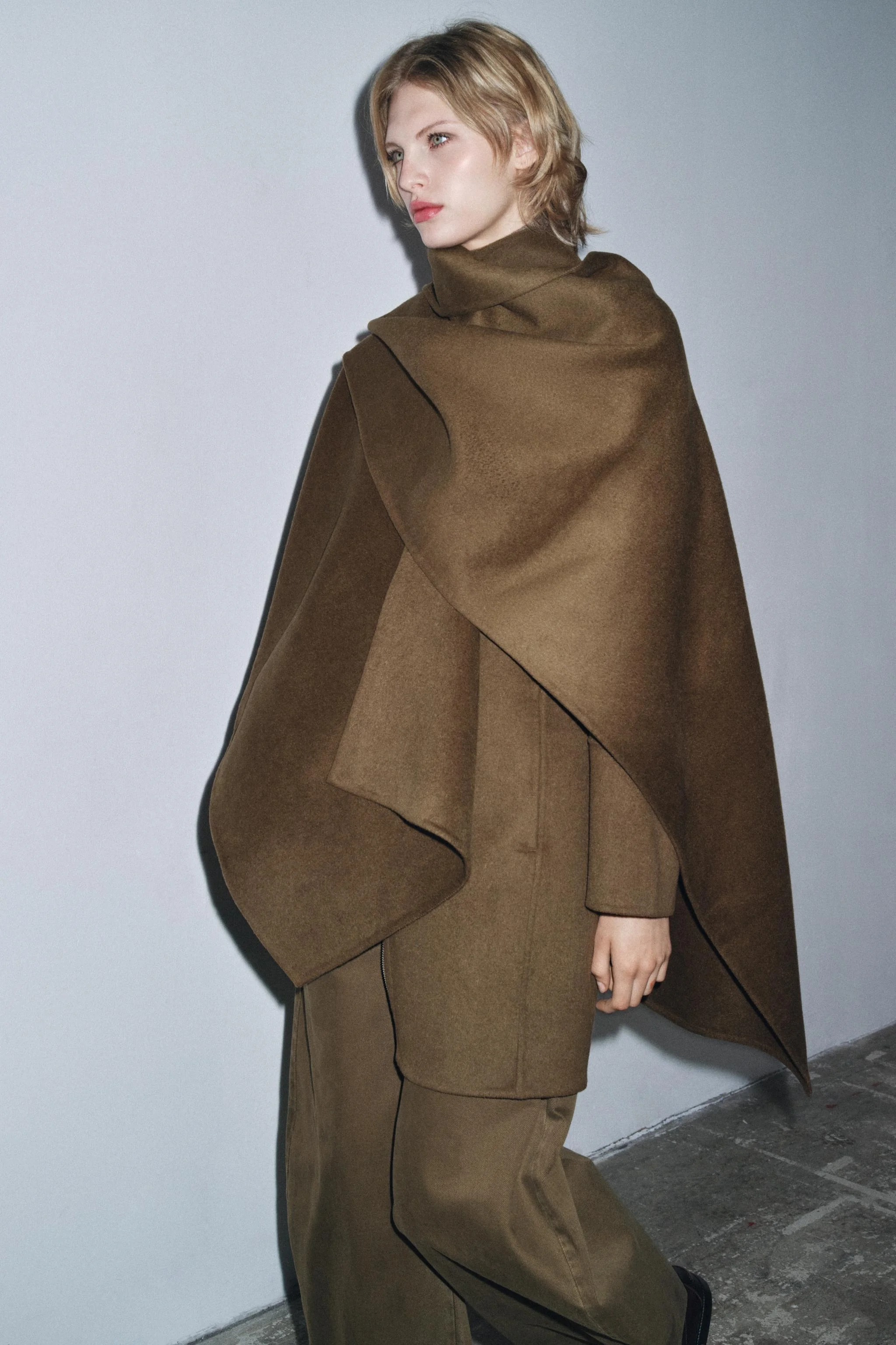 شنل پشمی ZW COLLECTION شنل پشمی ZW COLLECTION