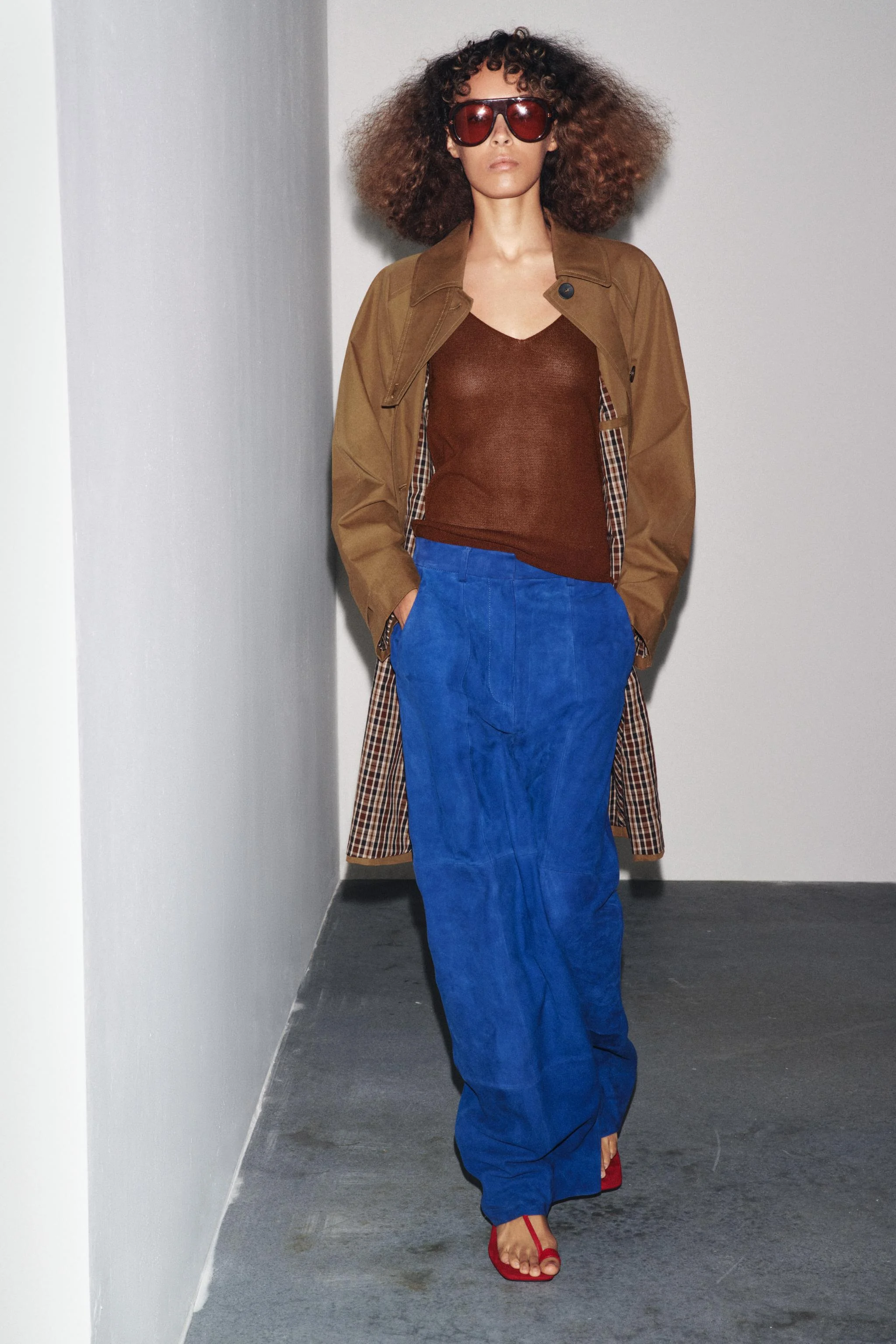 بارانی میدی از مجموعه ZW بارانی میدی از مجموعه ZW