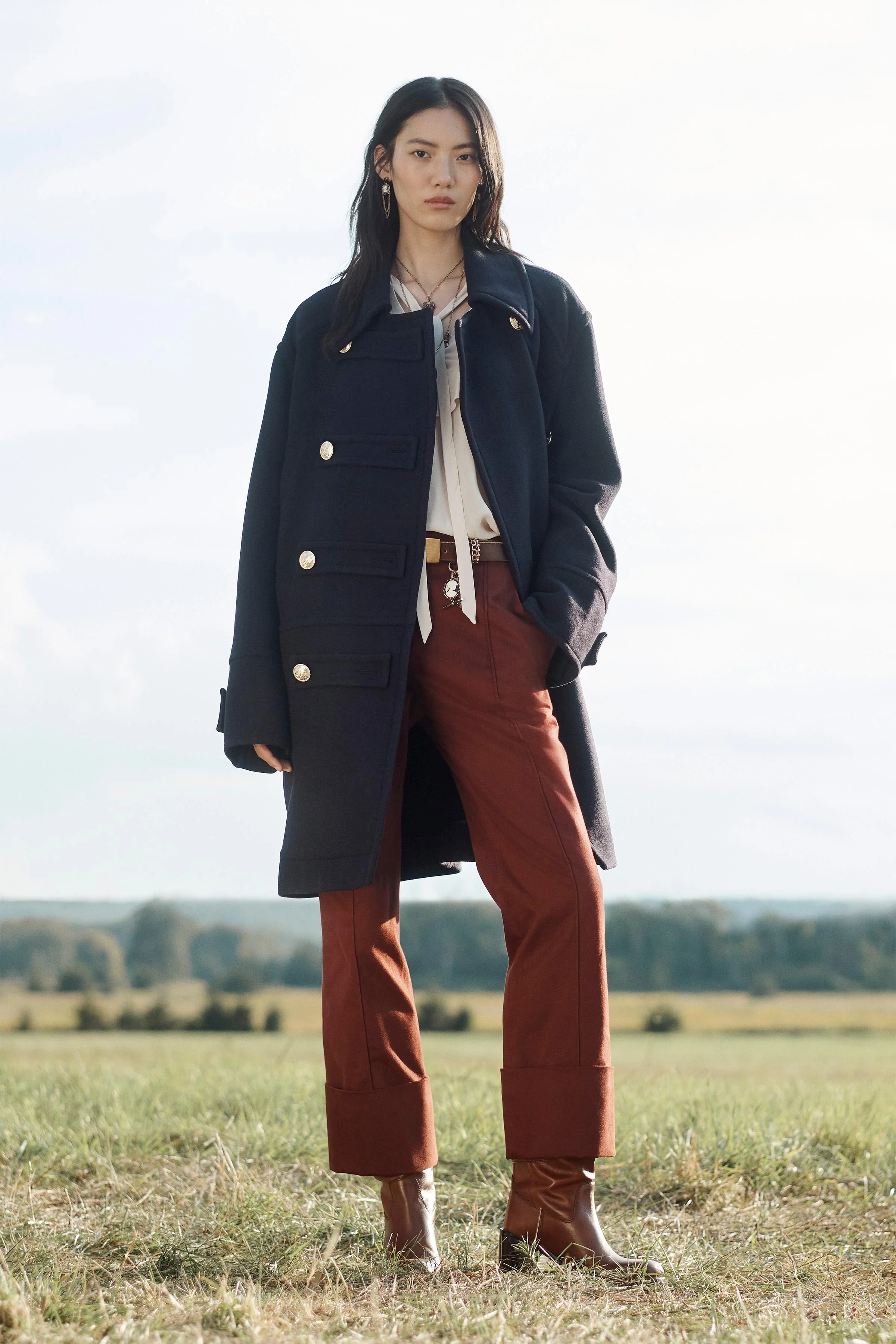 پالتو دو سینه با ترکیب پشم، نسخه محدود