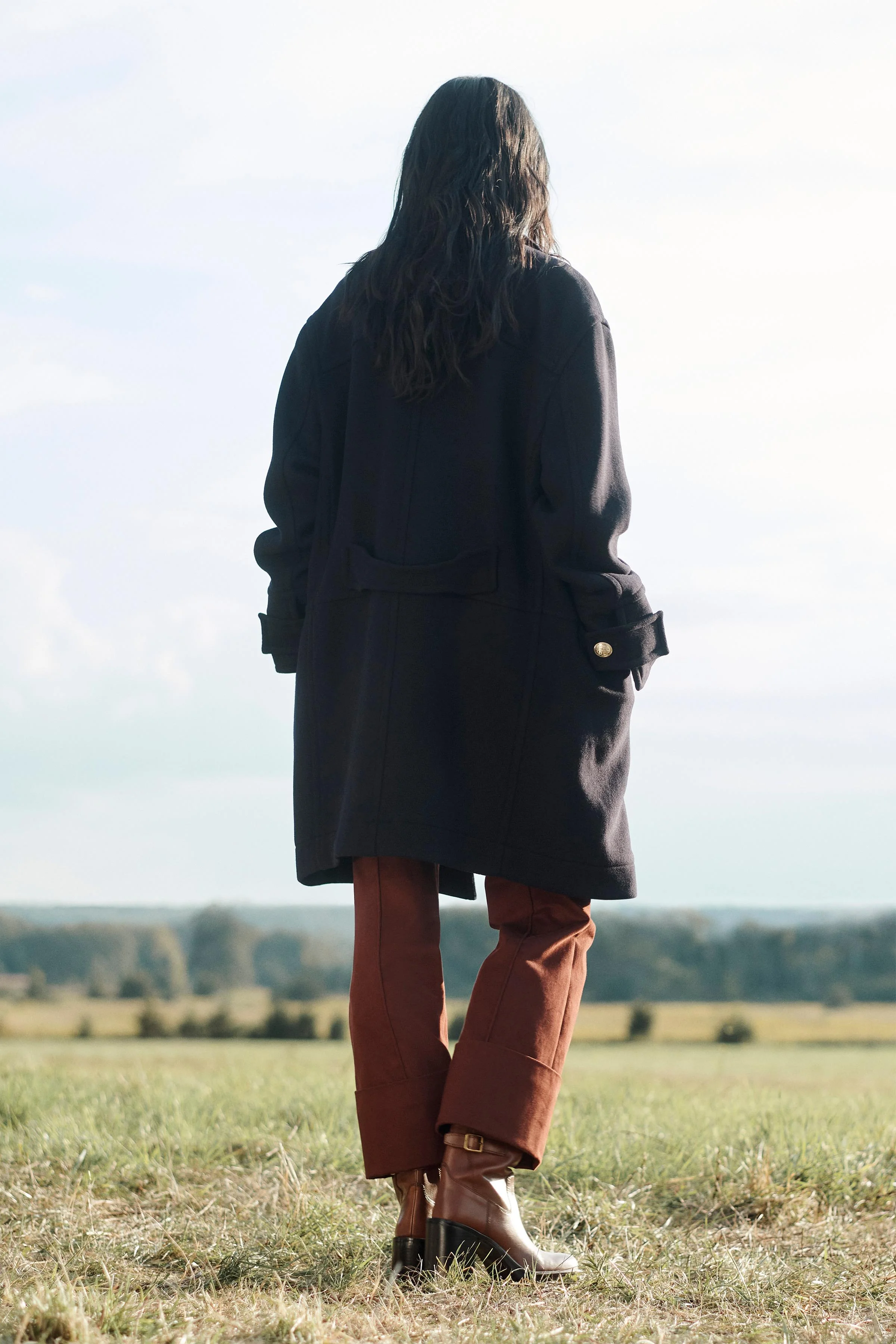 پالتو دو سینه با ترکیب پشم، نسخه محدود