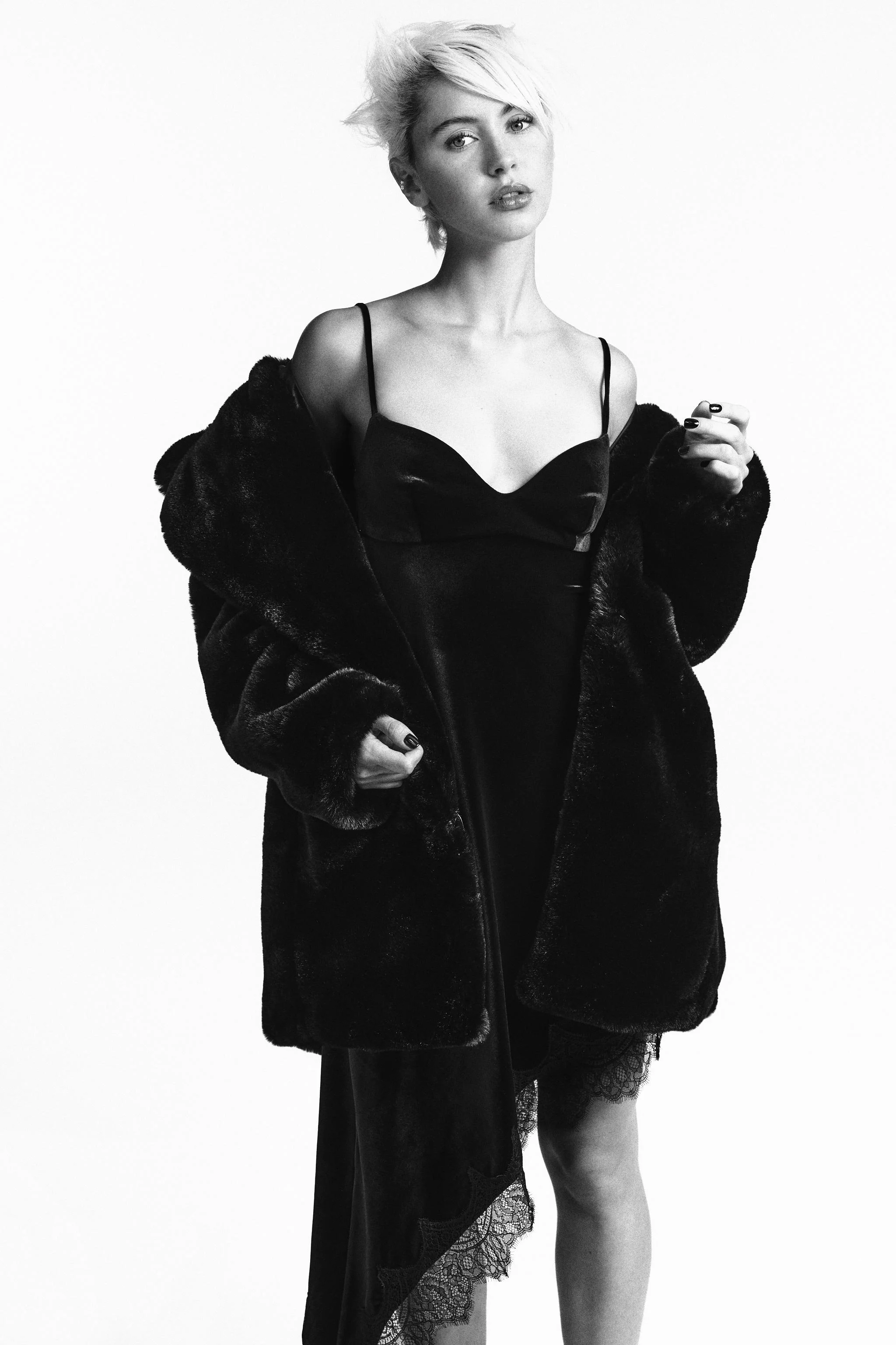 کت خز مصنوعی