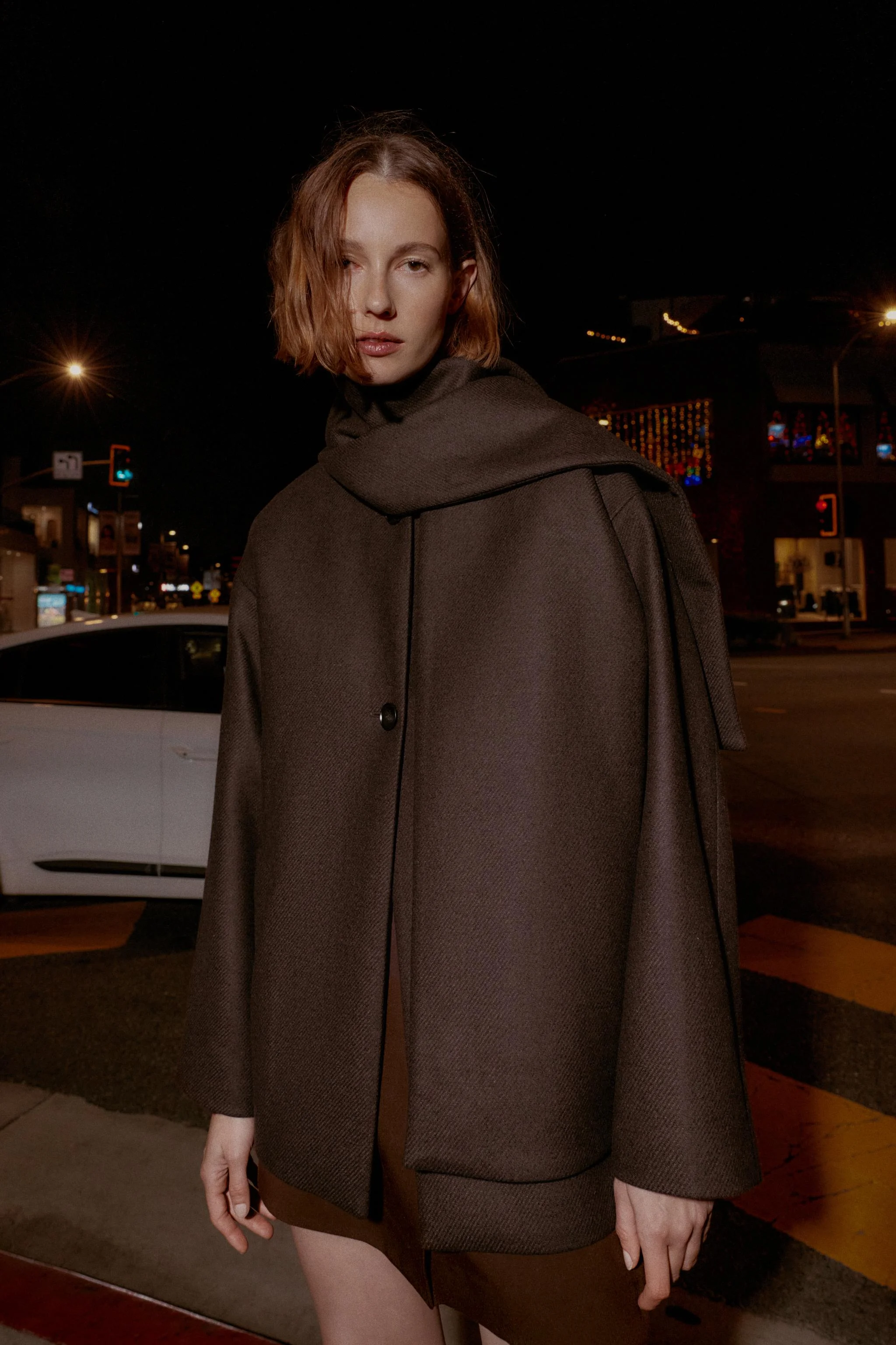 کت پشمی کوتاه با شال گردن